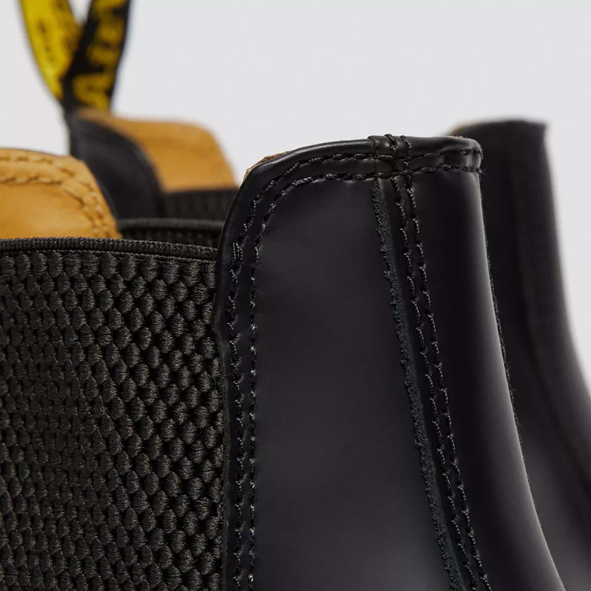 2976_YS_SMOOTH_22227001_BLACK_Image_5