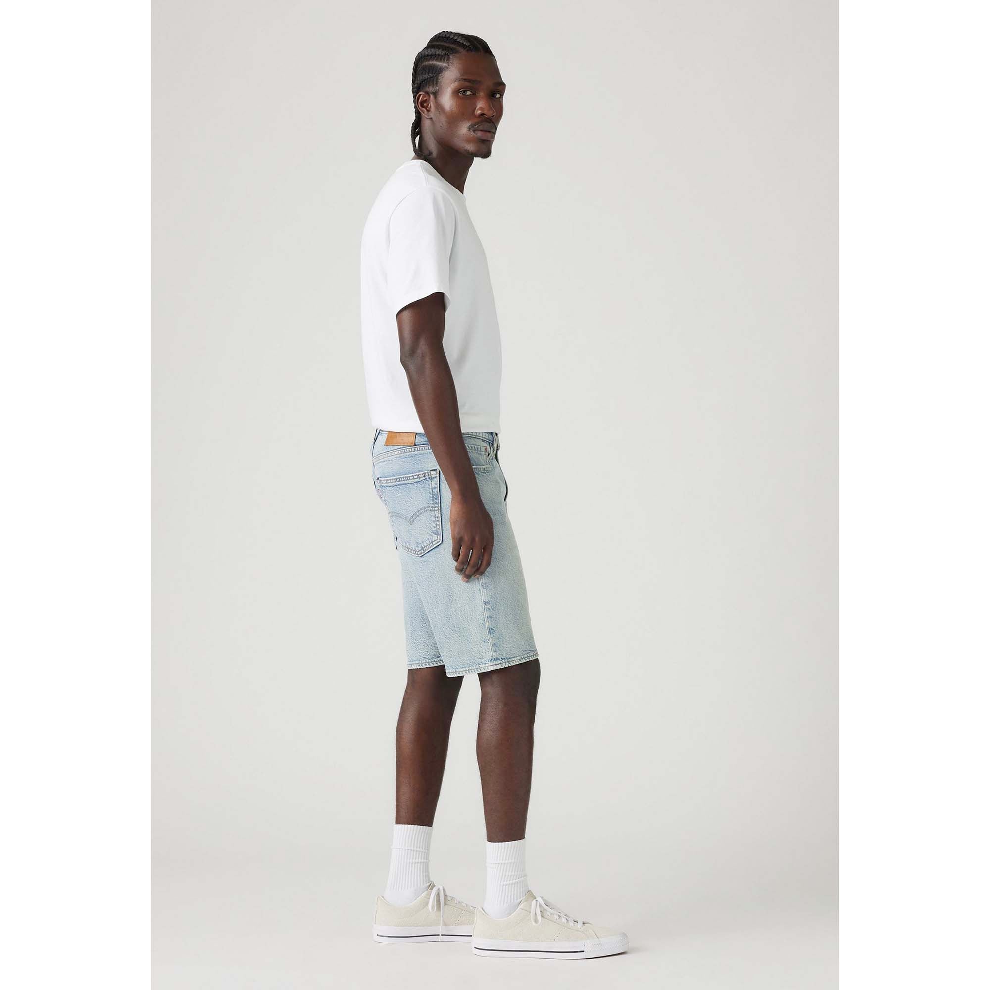 405_STANDARD_SHORTS_39864_0177_Image_4