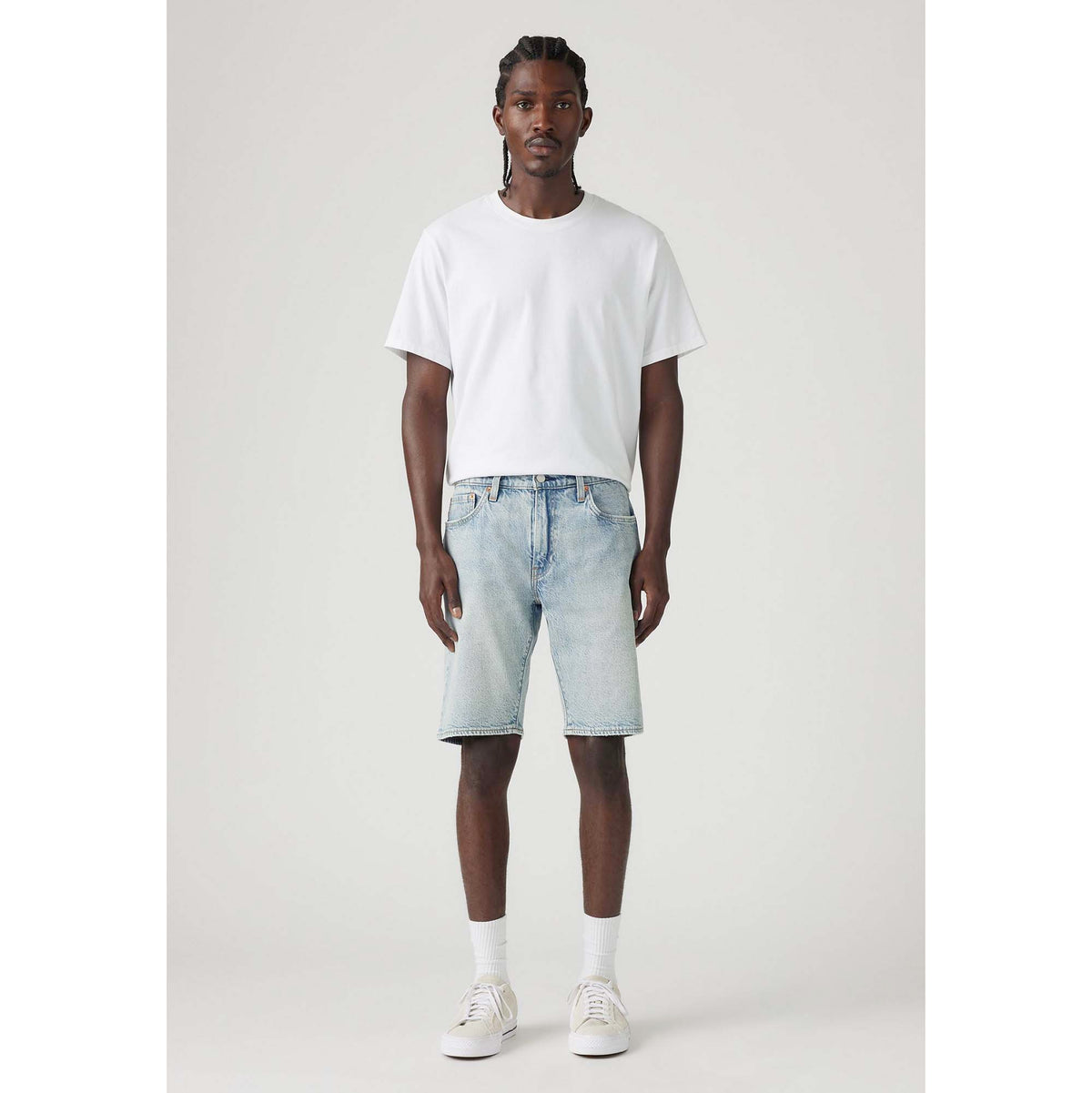 405_STANDARD_SHORTS_39864_0177_Image_5