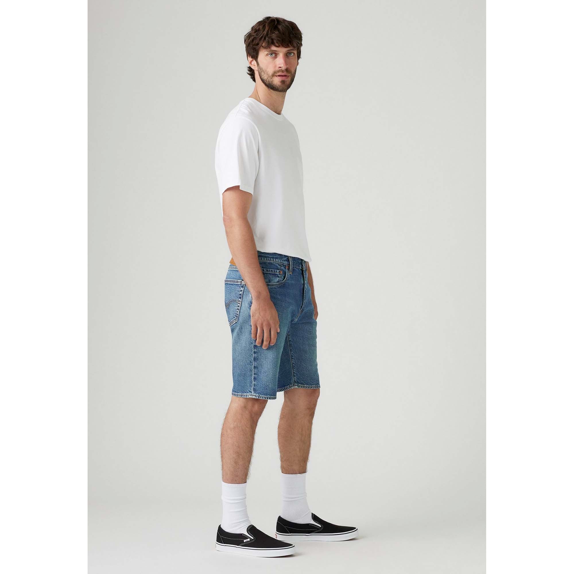 405_STANDARD_SHORTS_39864_0178_Image_4