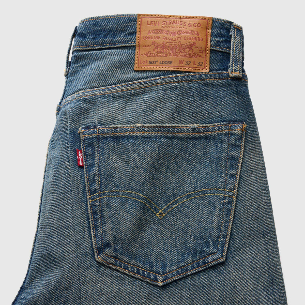 501_LOOSE_SANTA_MONICA_INDIGO_0057U_0026_Image_6