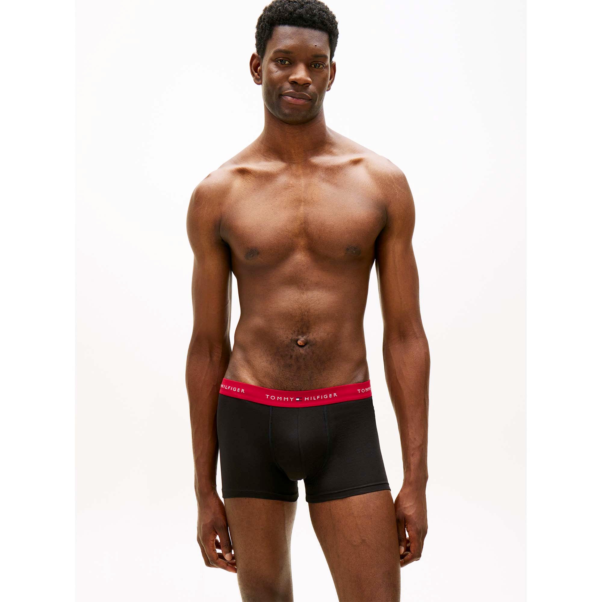 5P_TRUNK_WB_UM0UM03893_0SG_Image_2