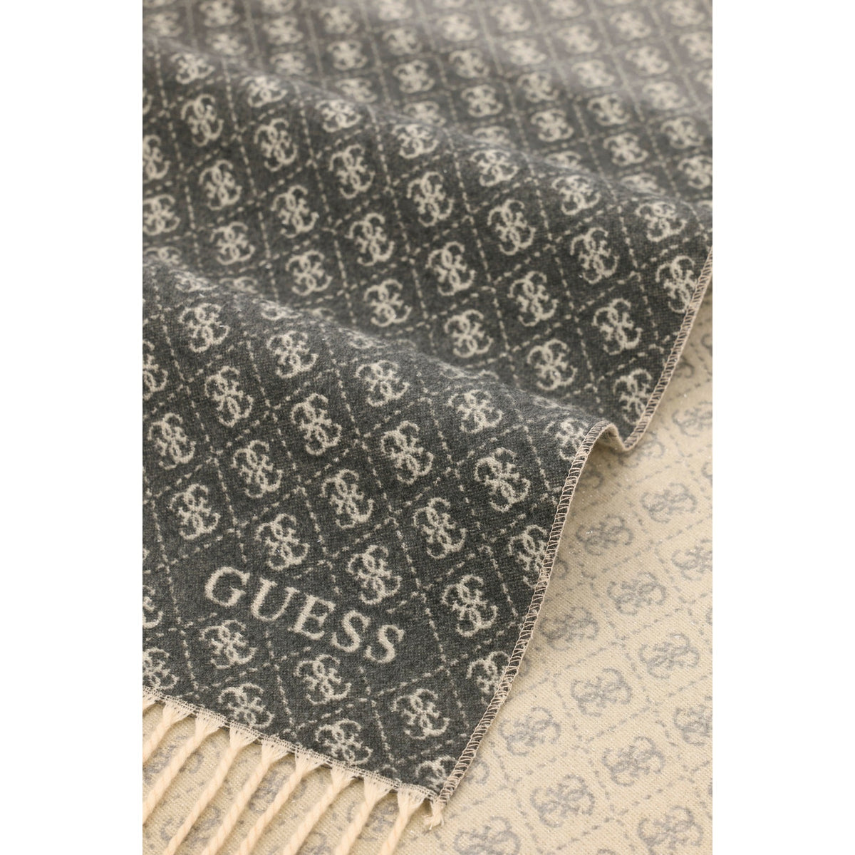 60_X_190_CM_SCARF_AW5663VIS03_BML_Image_3