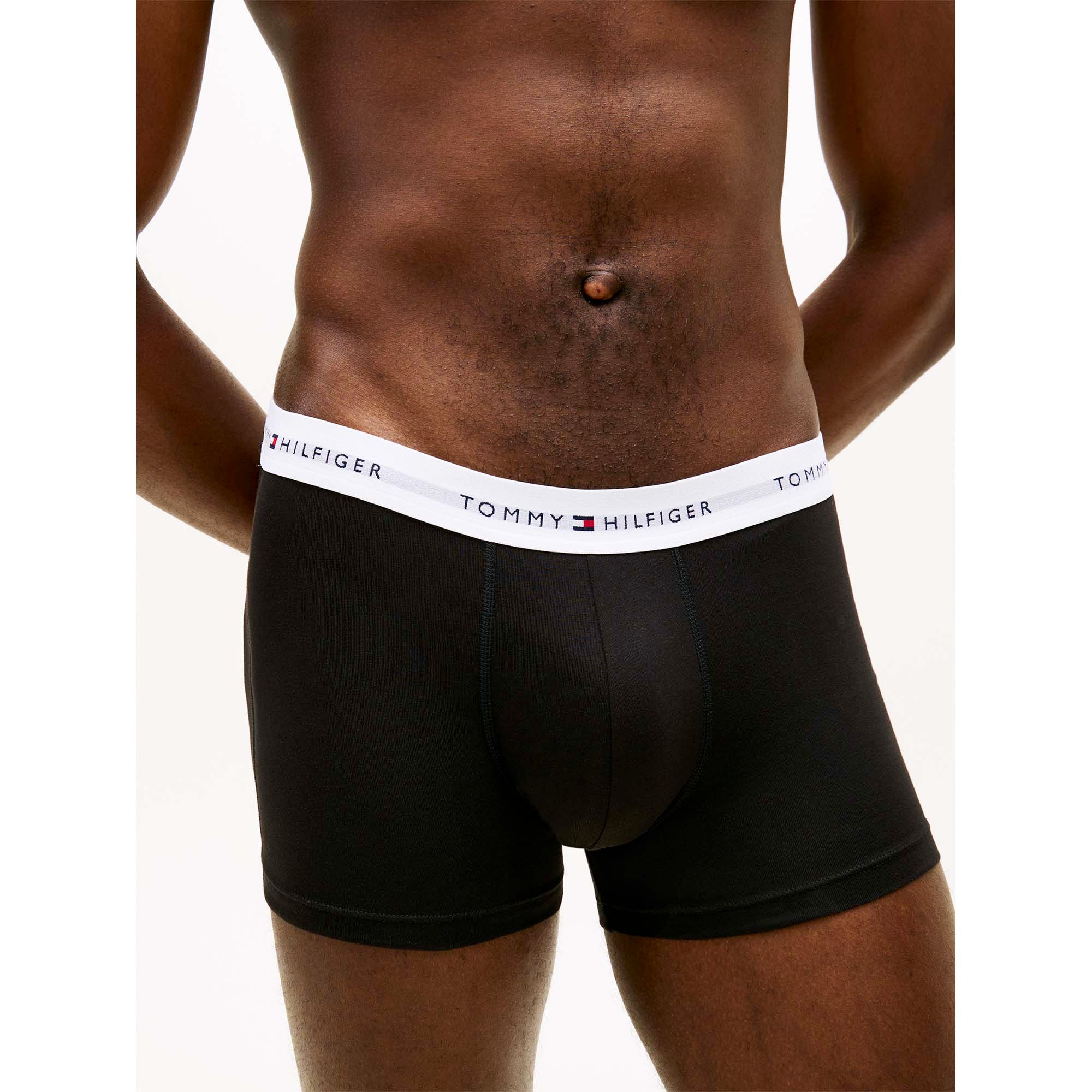 7P_TRUNK_WB_UM0UM03895_05N_Image_4