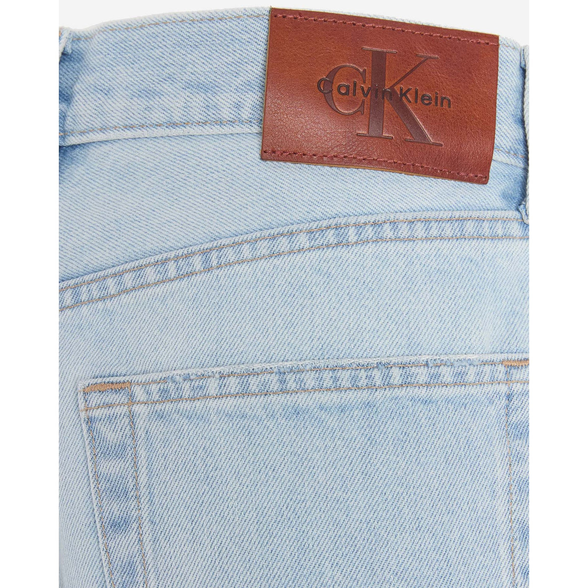 90S_6_IN_SHORT_WASHE_LV047F773G_XHL_Image_7
