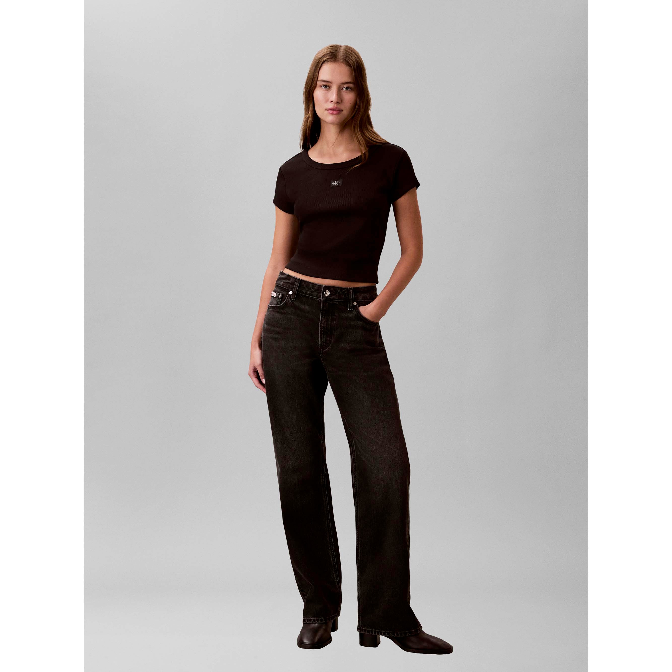 A-_WOVEN_LABEL_2X2_R_LV047C200G_UB1_Image_7