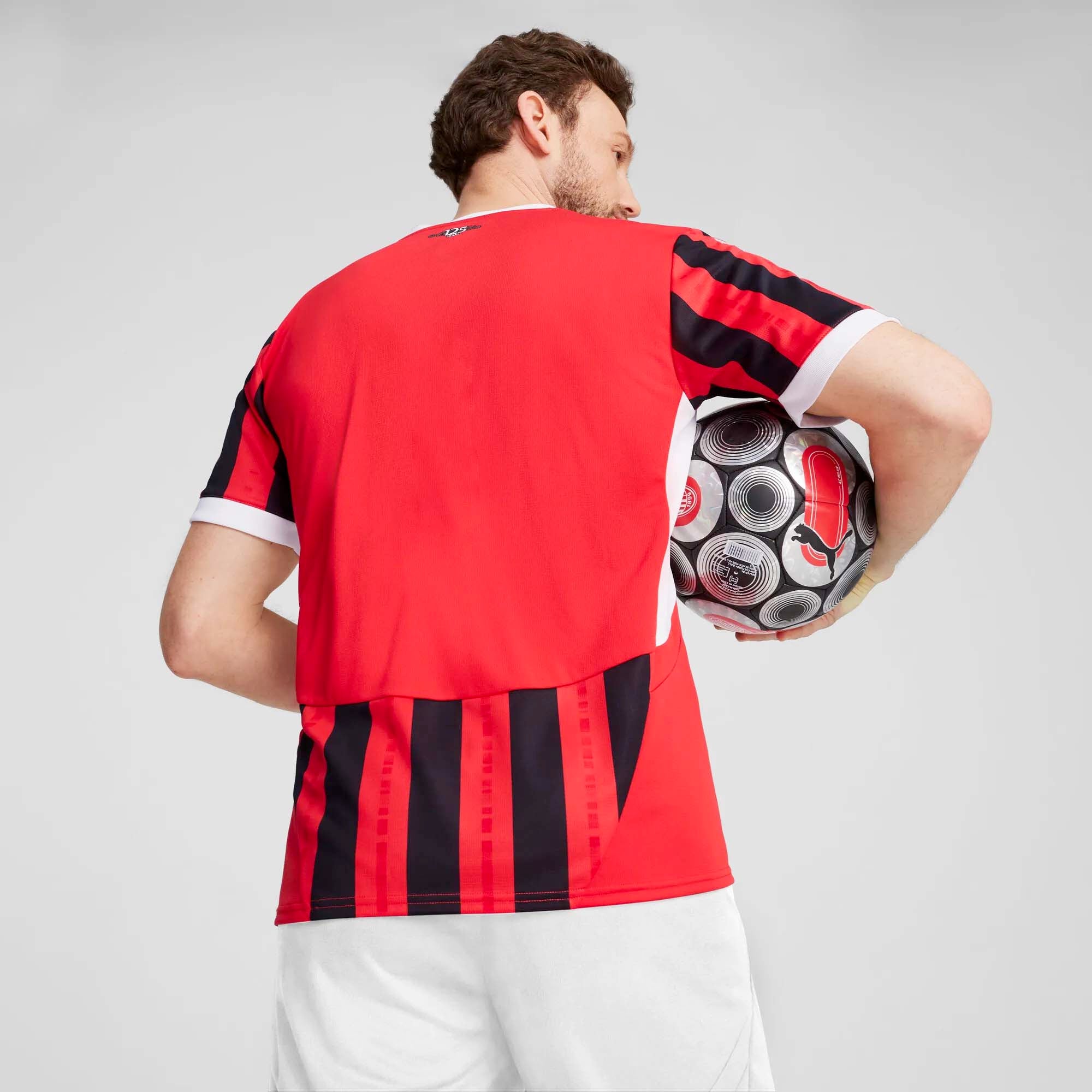 ACM_HOME_JERSEY_REPLICA_774979_01_Image_3