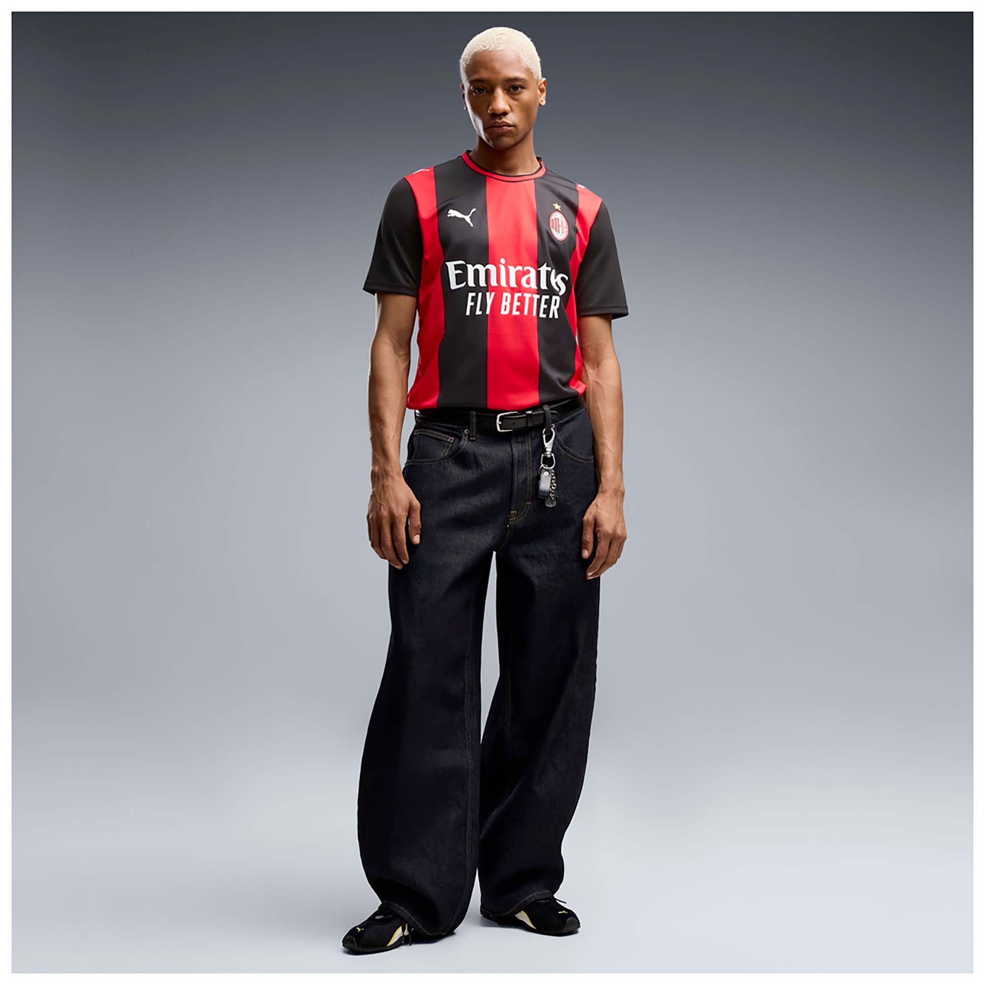 ACM_HOME_JERSEY_REPLICA_784121_01_Image_4