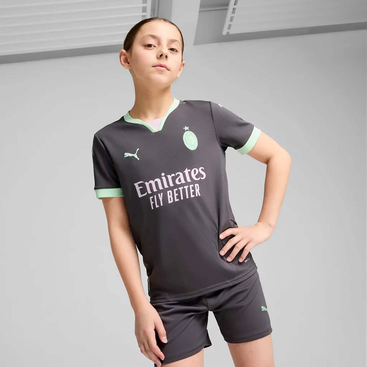 ACM_THIRD_JERSEY_REPLICA_JR_775037_03_Image_3