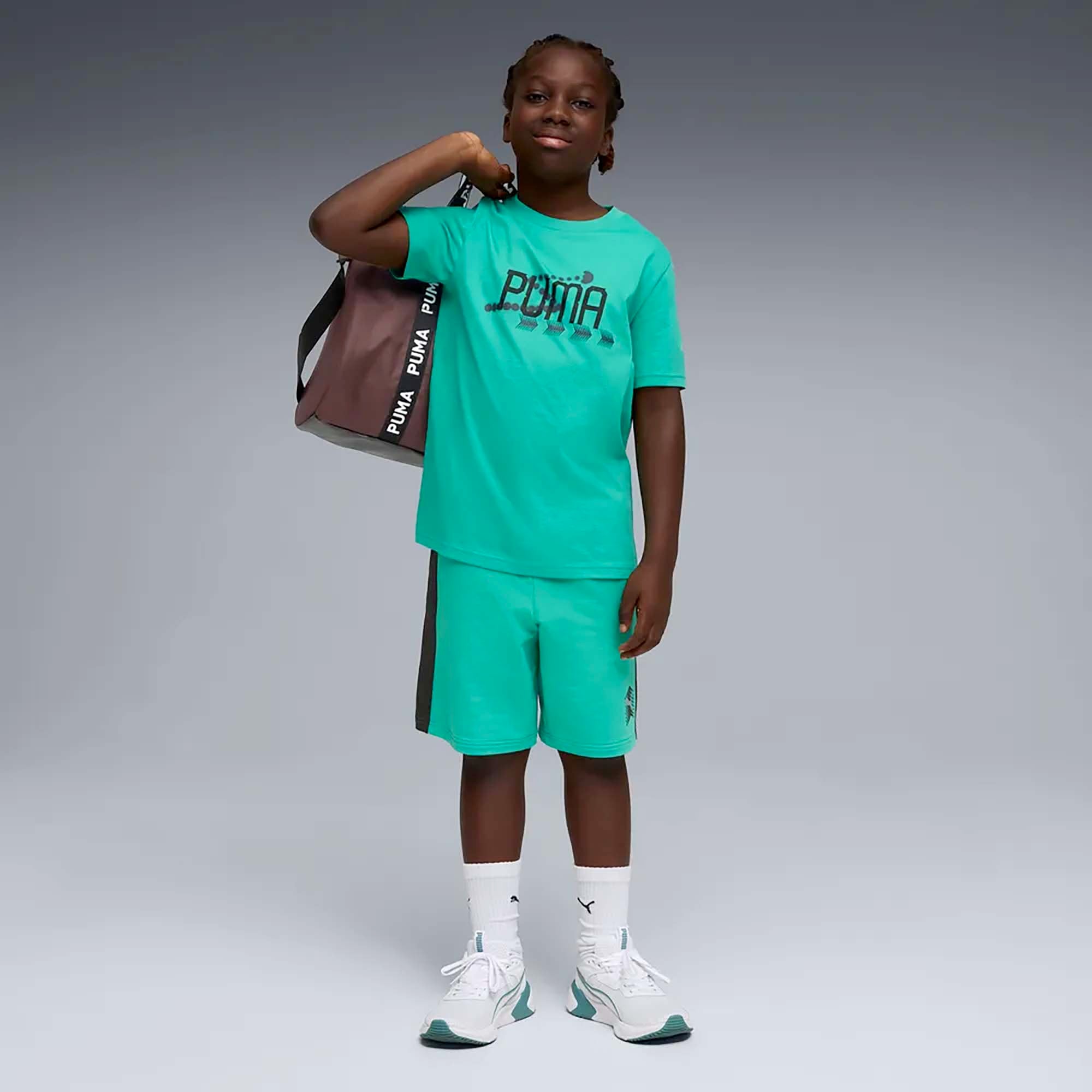 ACTIVE_SPORTS_SWEAT_SHORTS_B_691755_40_Image_5