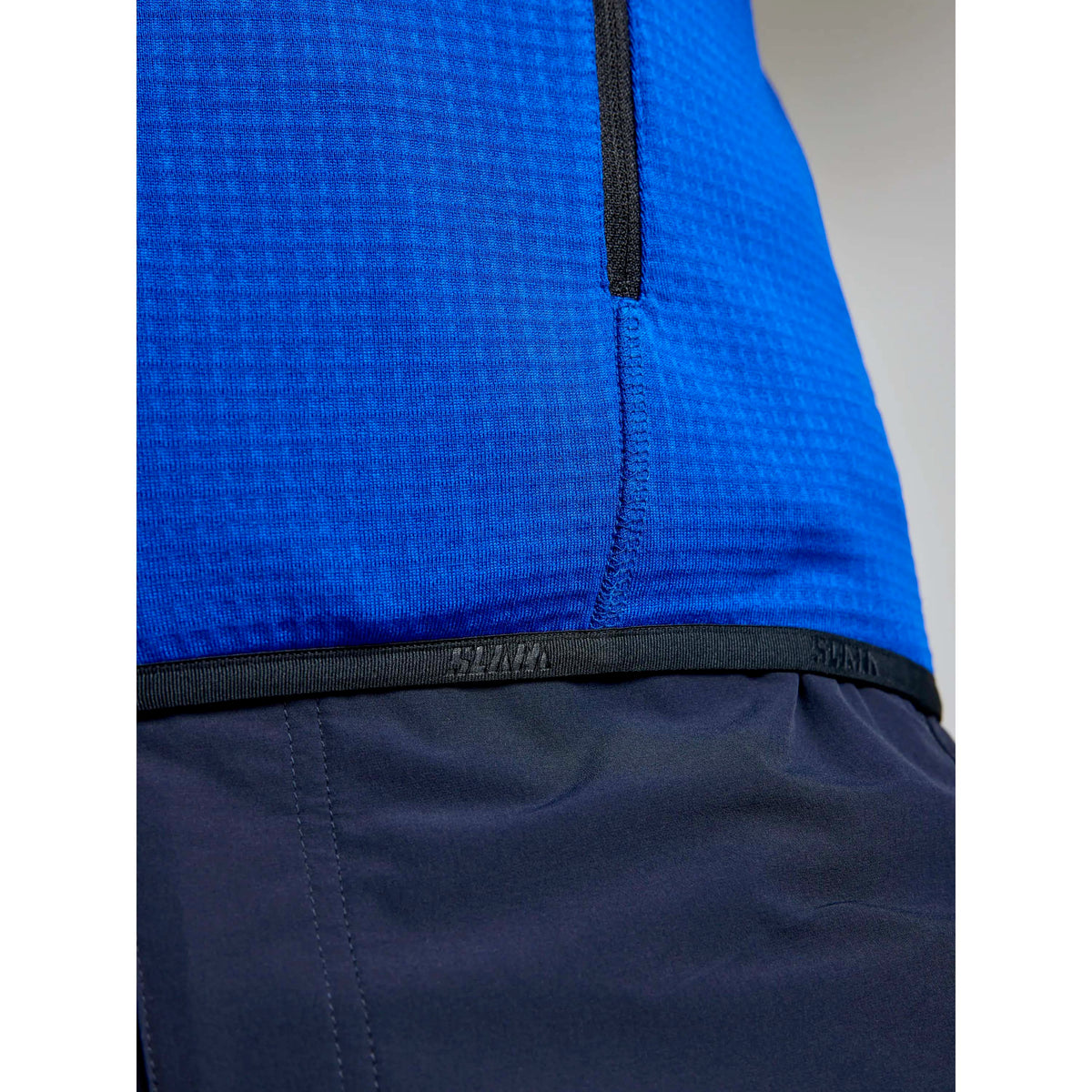 ACT_GRID_FLEECE_A107002S01_W11_Image_9