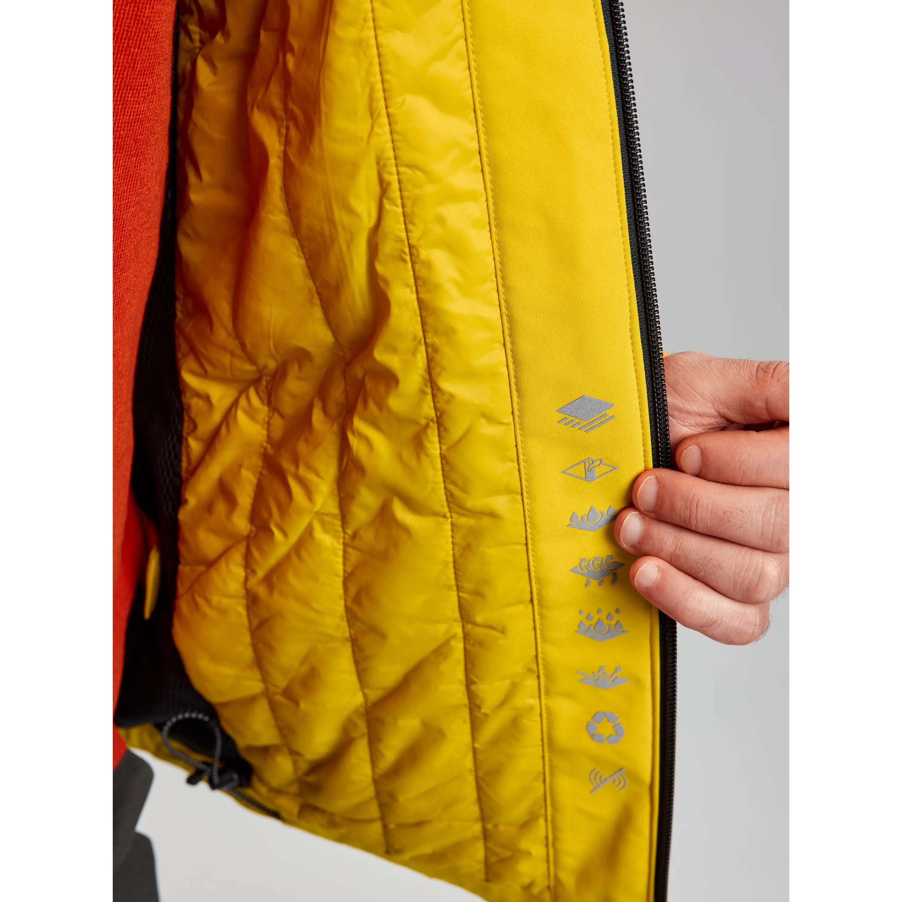 ACT_HOODED_INS_JACKET_A101001S00_W41_Image_8