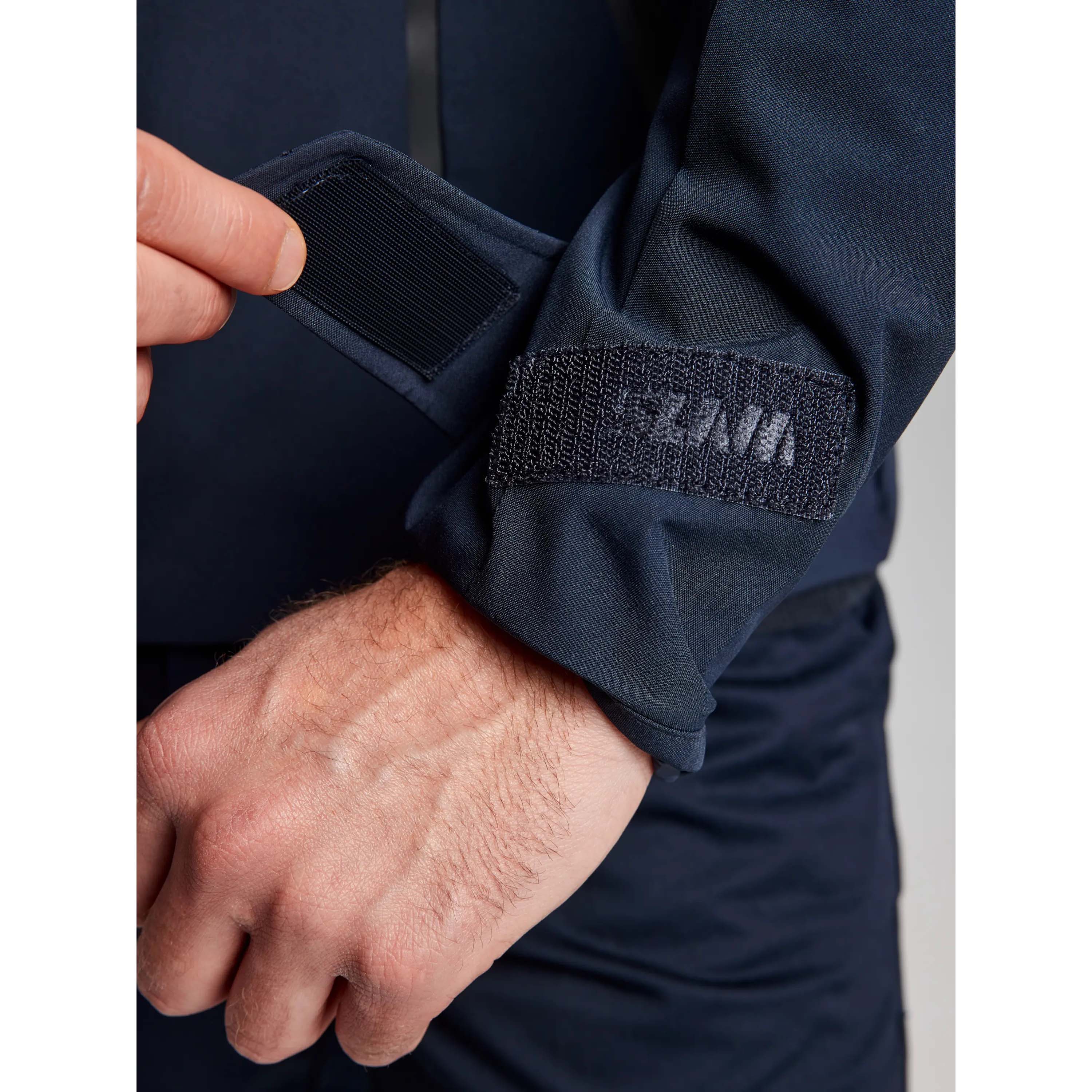 ACT_HOODED_JACKET_A101002S00_W13_Image_5