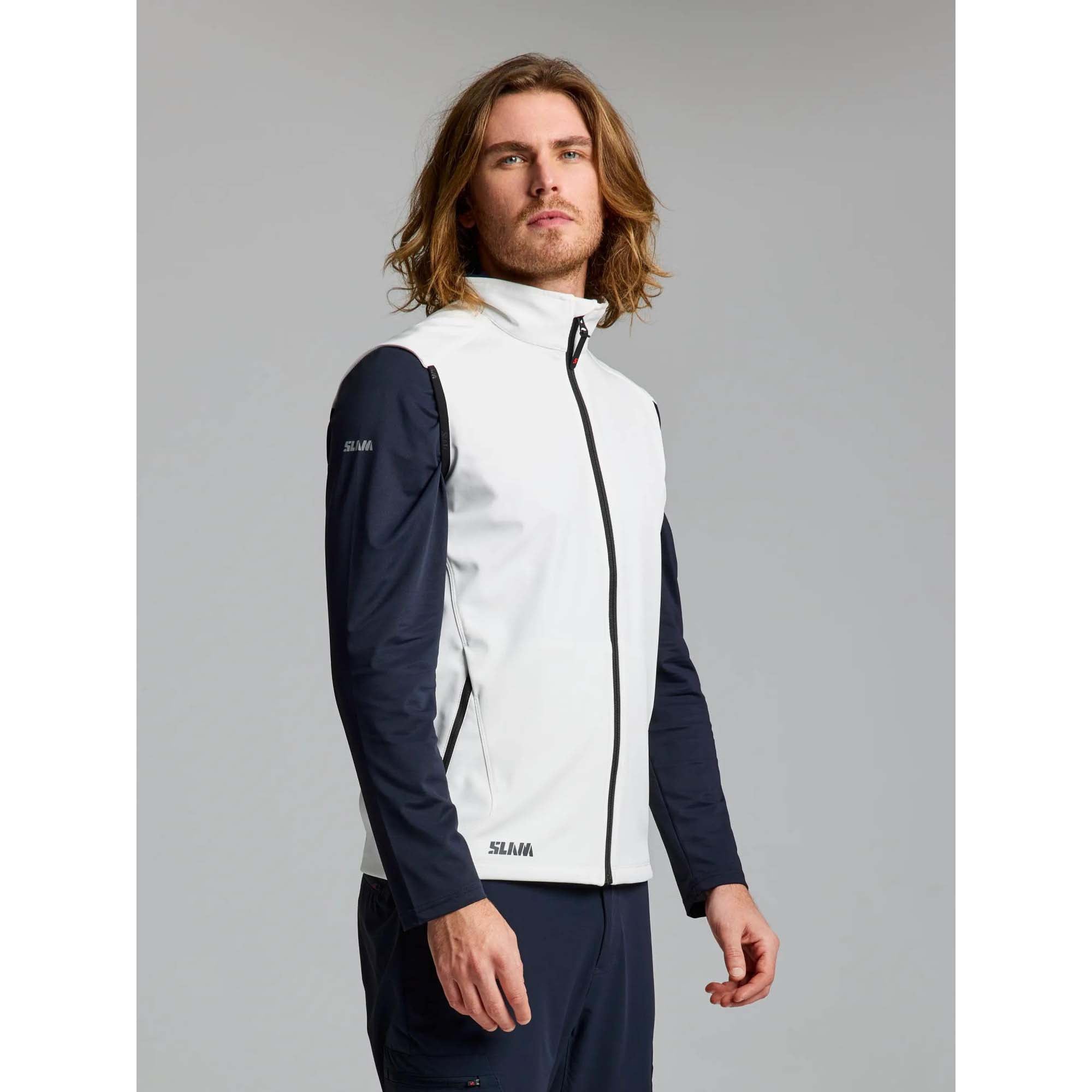 ACT_SOFTSHELL_VEST_A126002S00_W03_Image_3