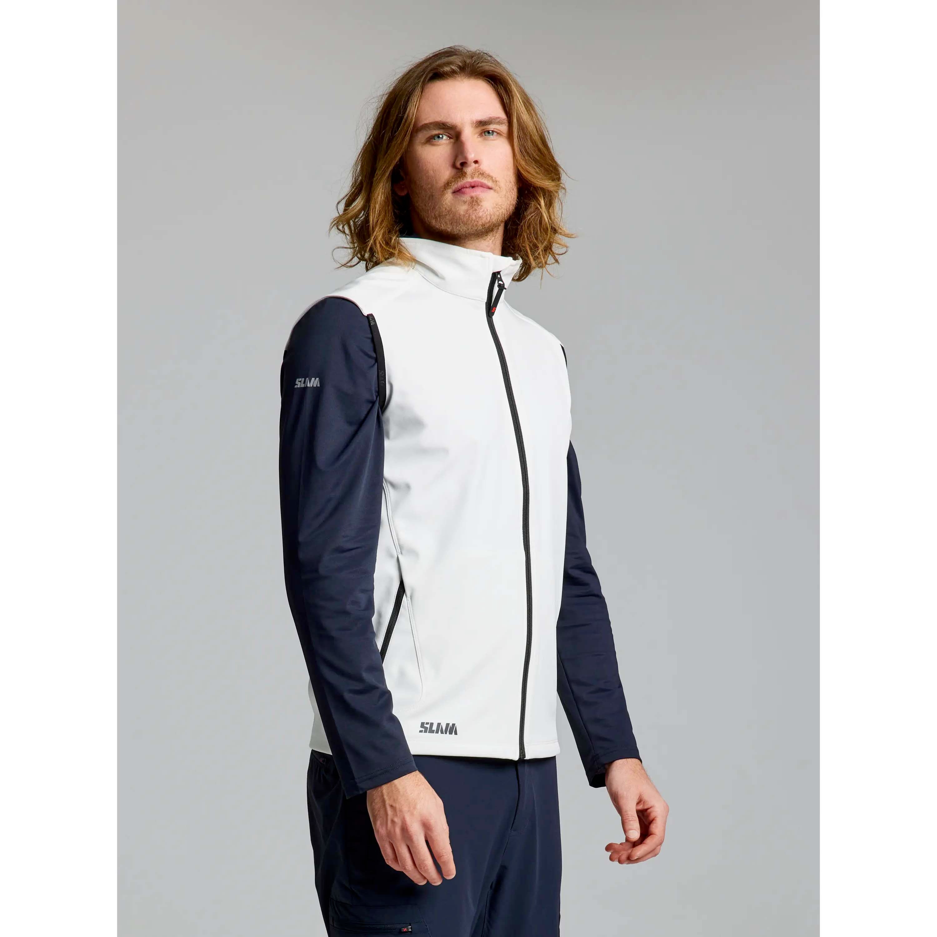 ACT_SOFTSHELL_VEST_A126002S00_W03_Image_4