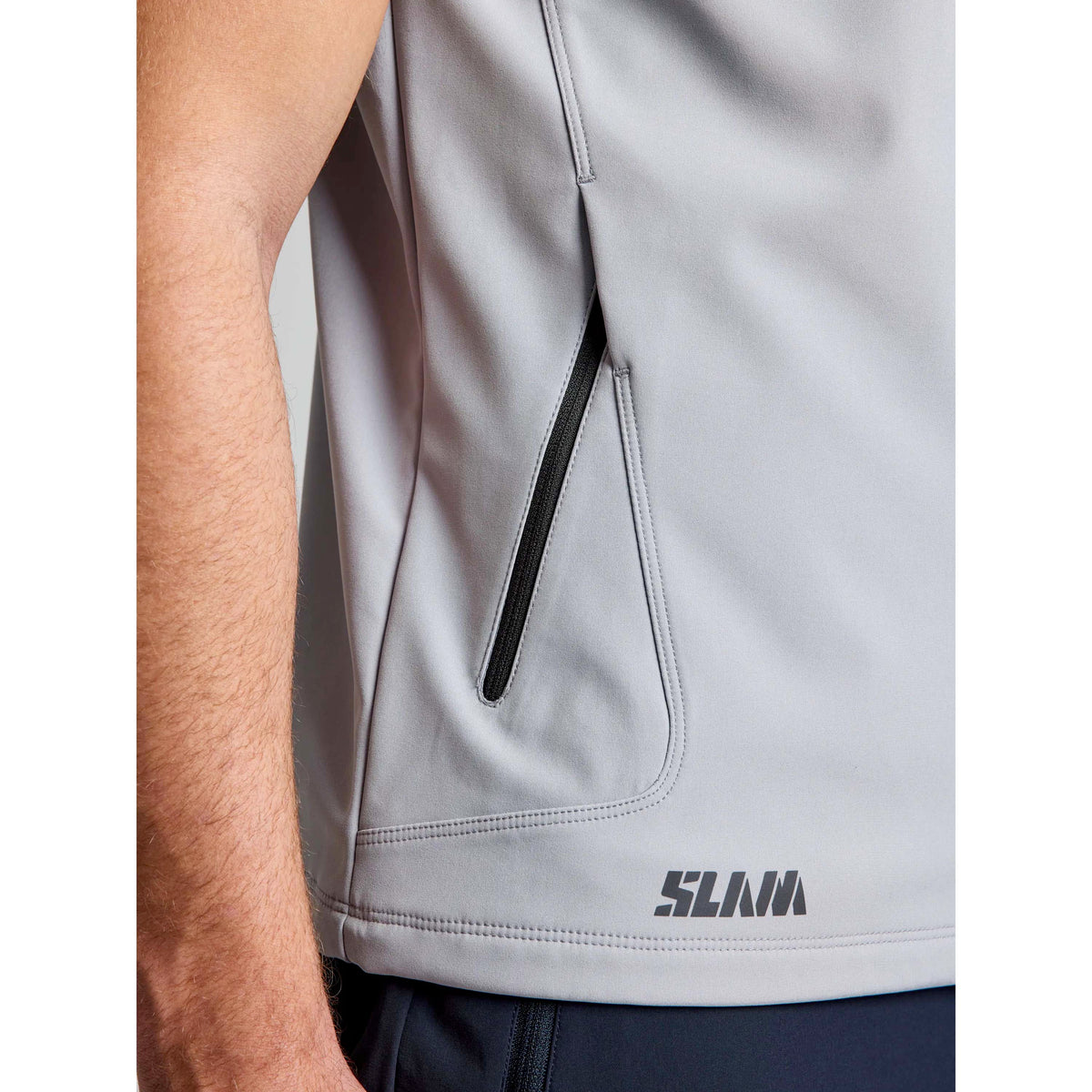 ACT_SOFTSHELL_VEST_A126002S00_W05_Image_6