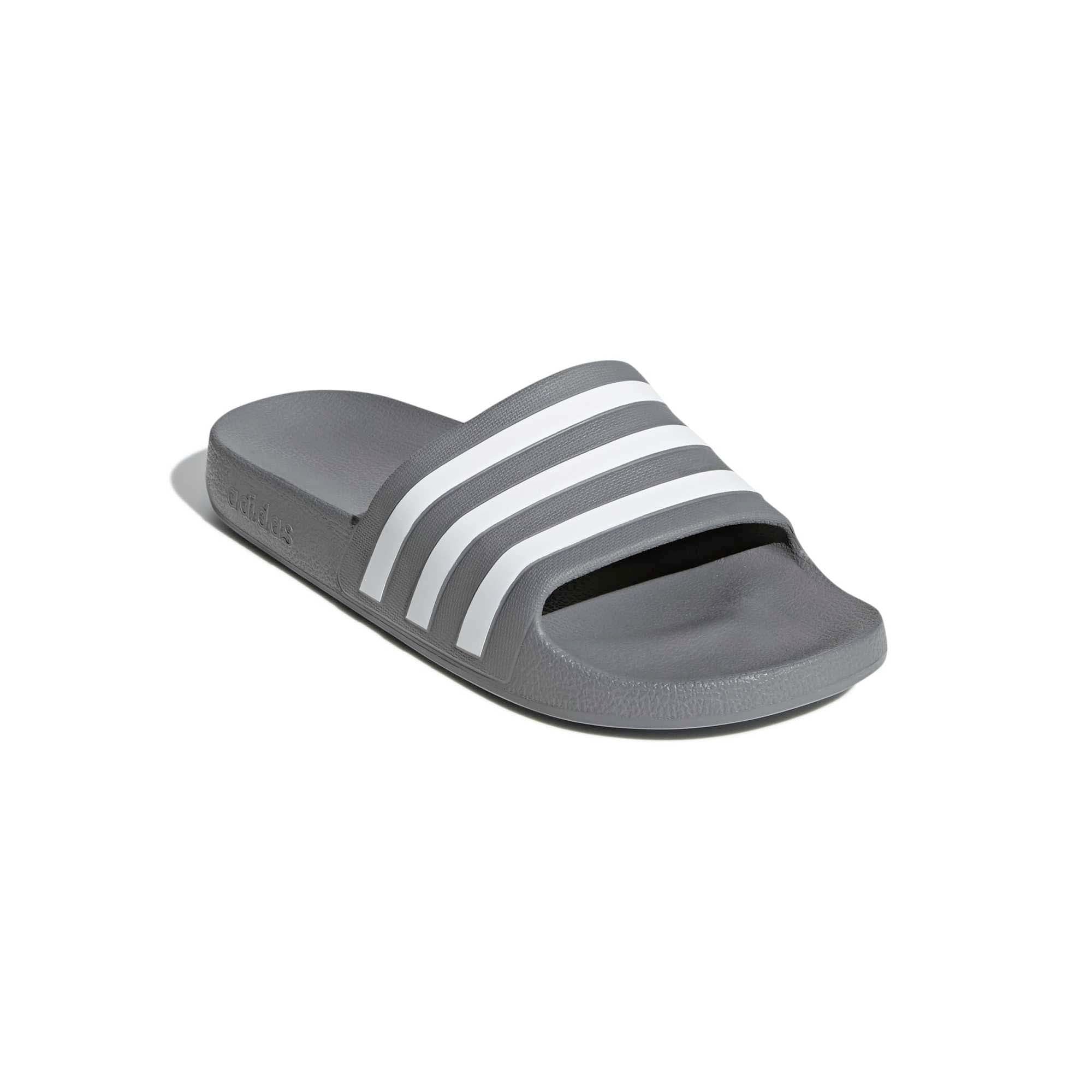 ADILETTE_AQUA_F35538_GRETHRF_Image_2
