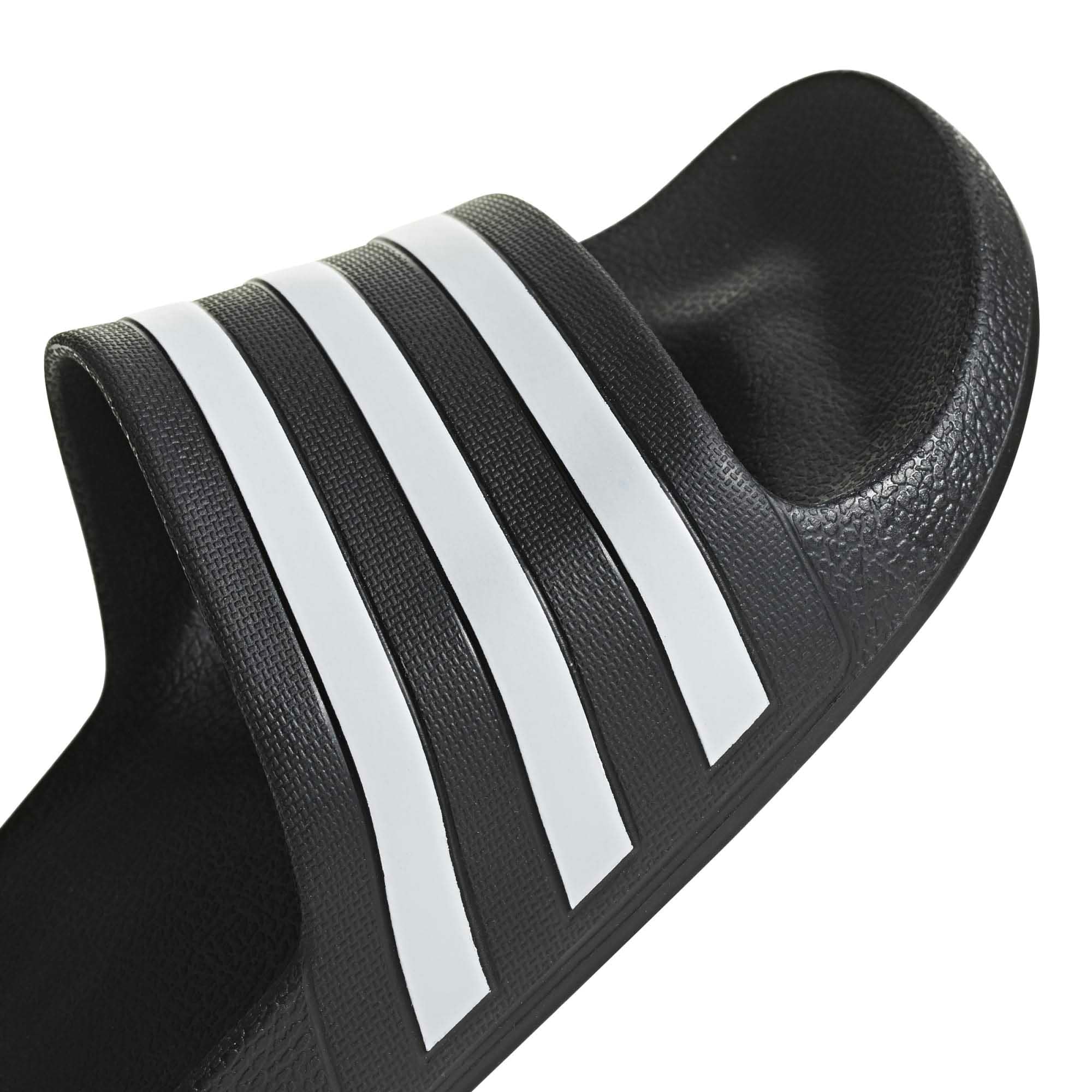 ADILETTE_AQUA_F35543_CBLACKF_Image_5