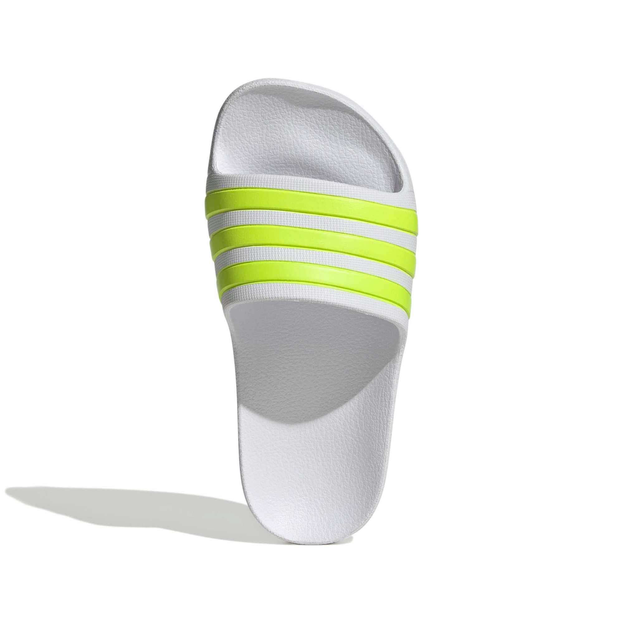 ADILETTE_AQUA_K_IH6895_FTWWHTS_Image_5