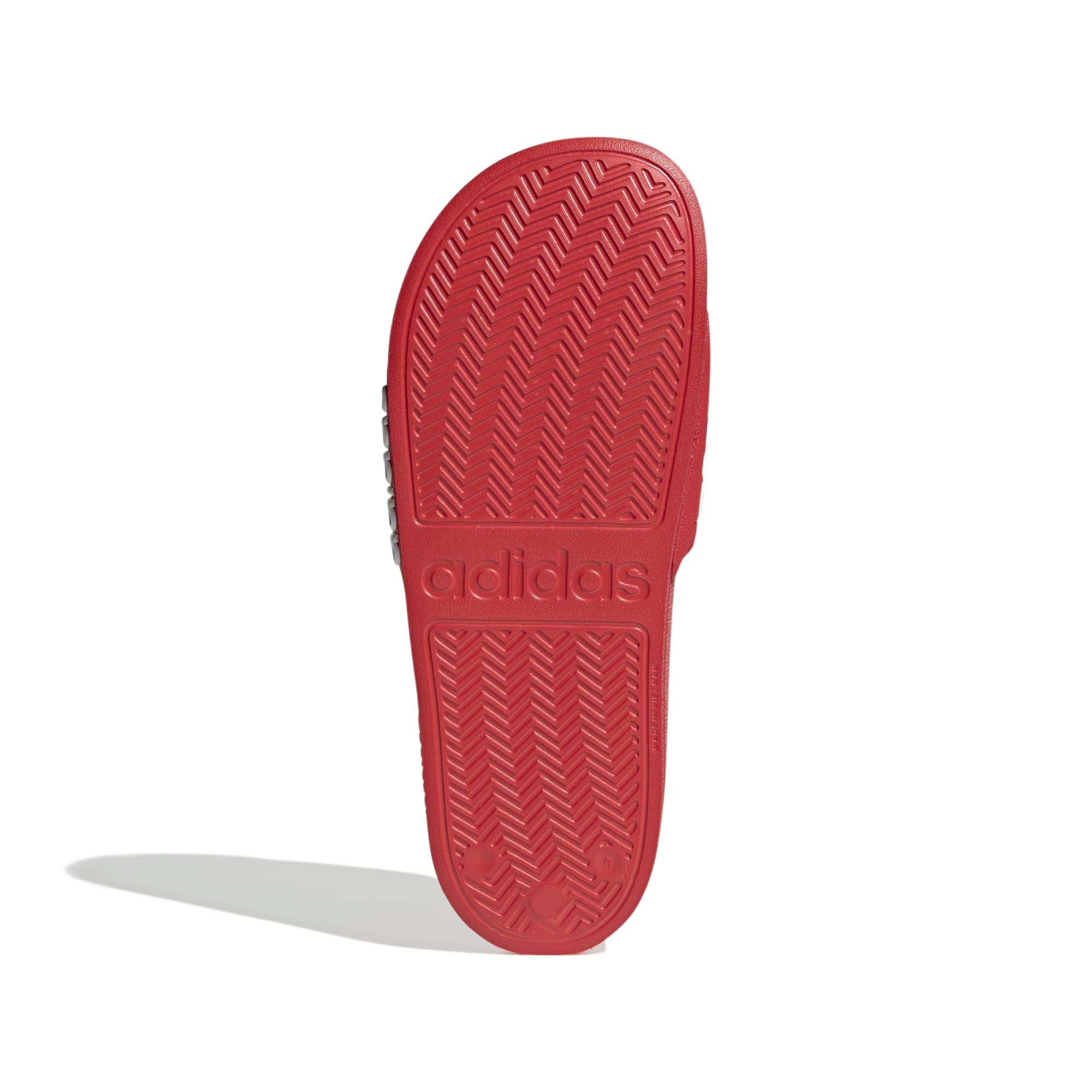 ADILETTE_SHOWER_GZ5923_VIVREDF_Image_5