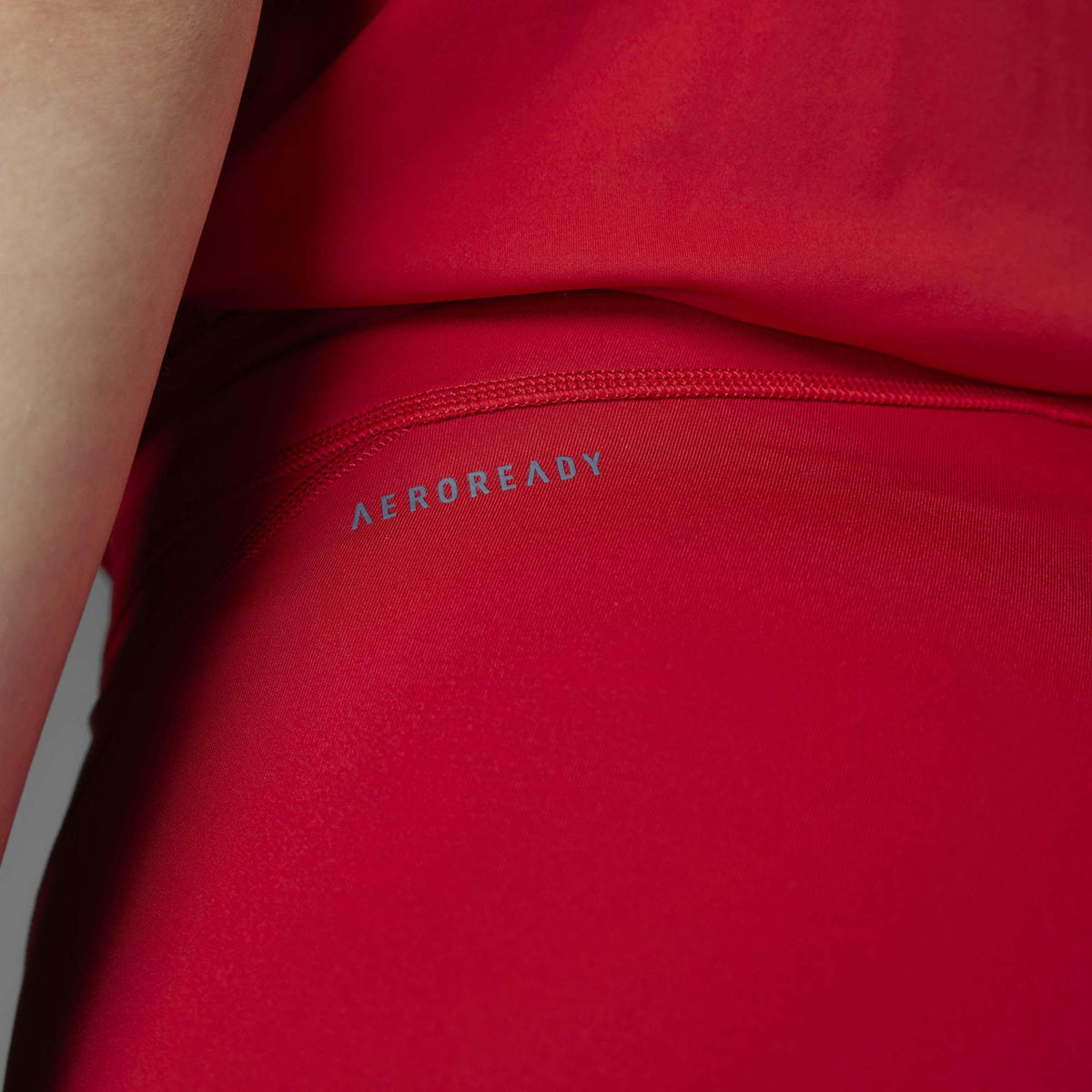 ADIZERO_E_BOOTY_IY7848_TEPORE_Image_5