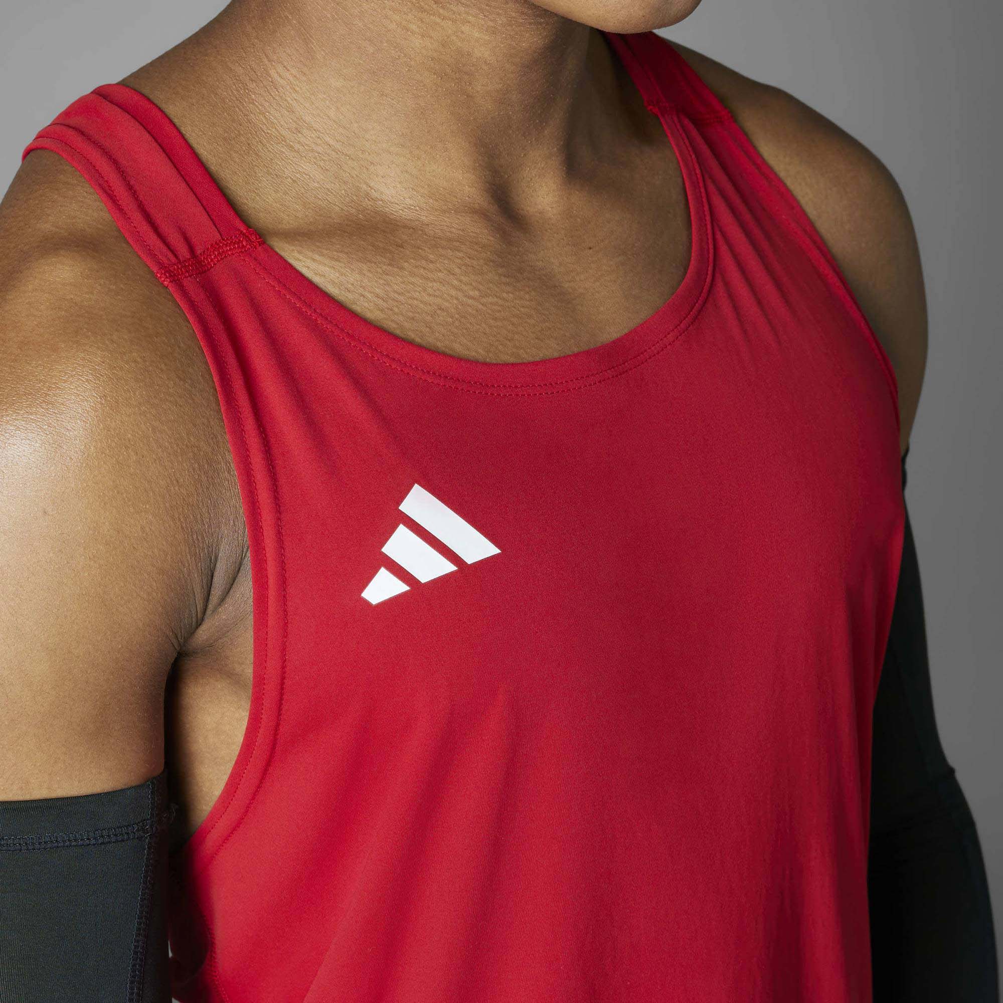 ADIZERO_E_SNGLT_IX2854_TEPORE_Image_4
