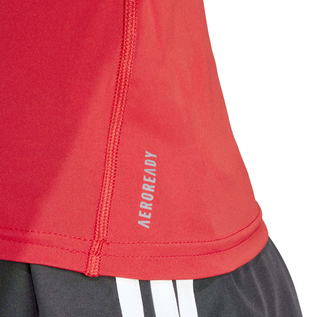 ADIZERO_E_TEE_IT1824_TEPORE_Image_5