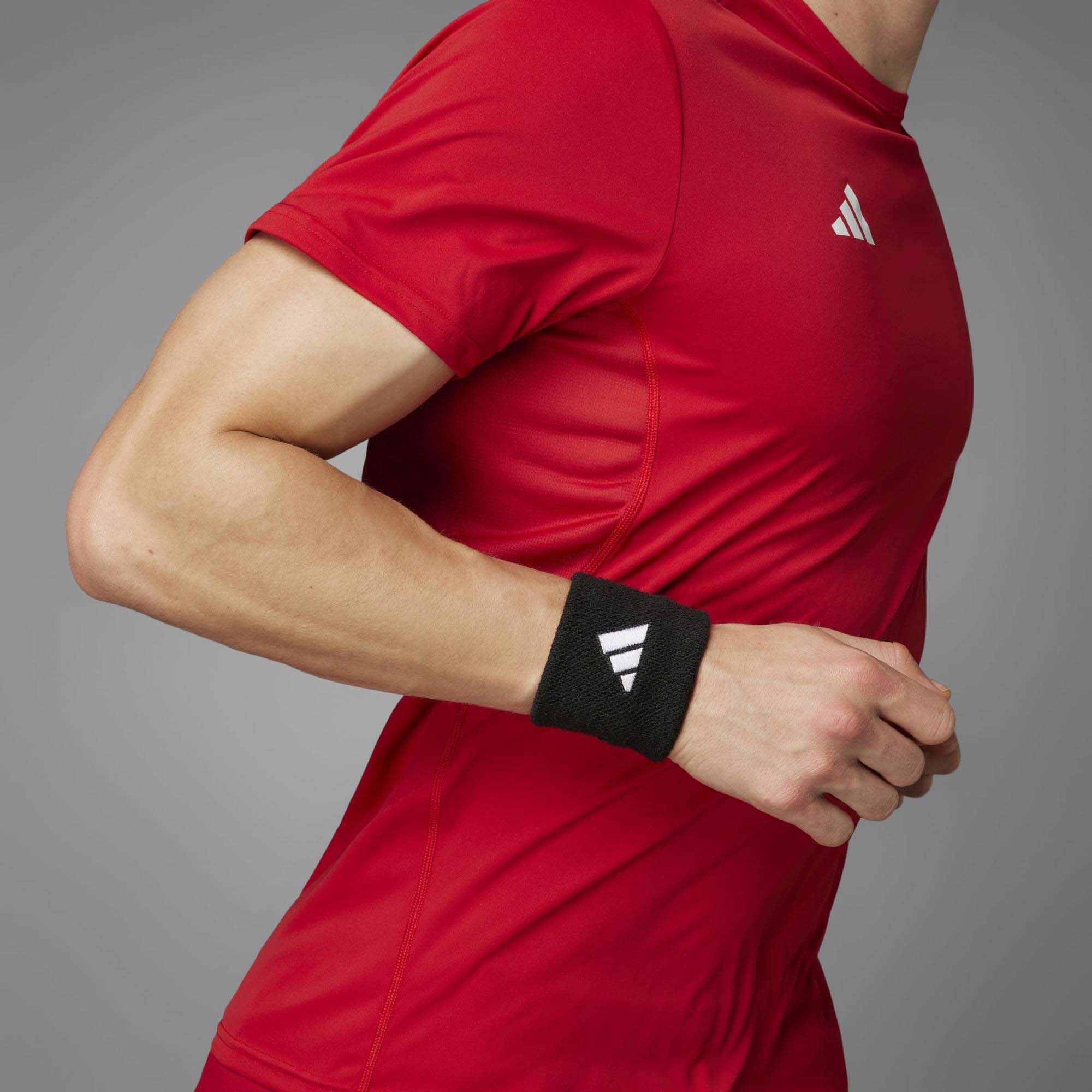 ADIZERO_E_TEE_IT1828_TEPORE_Image_5