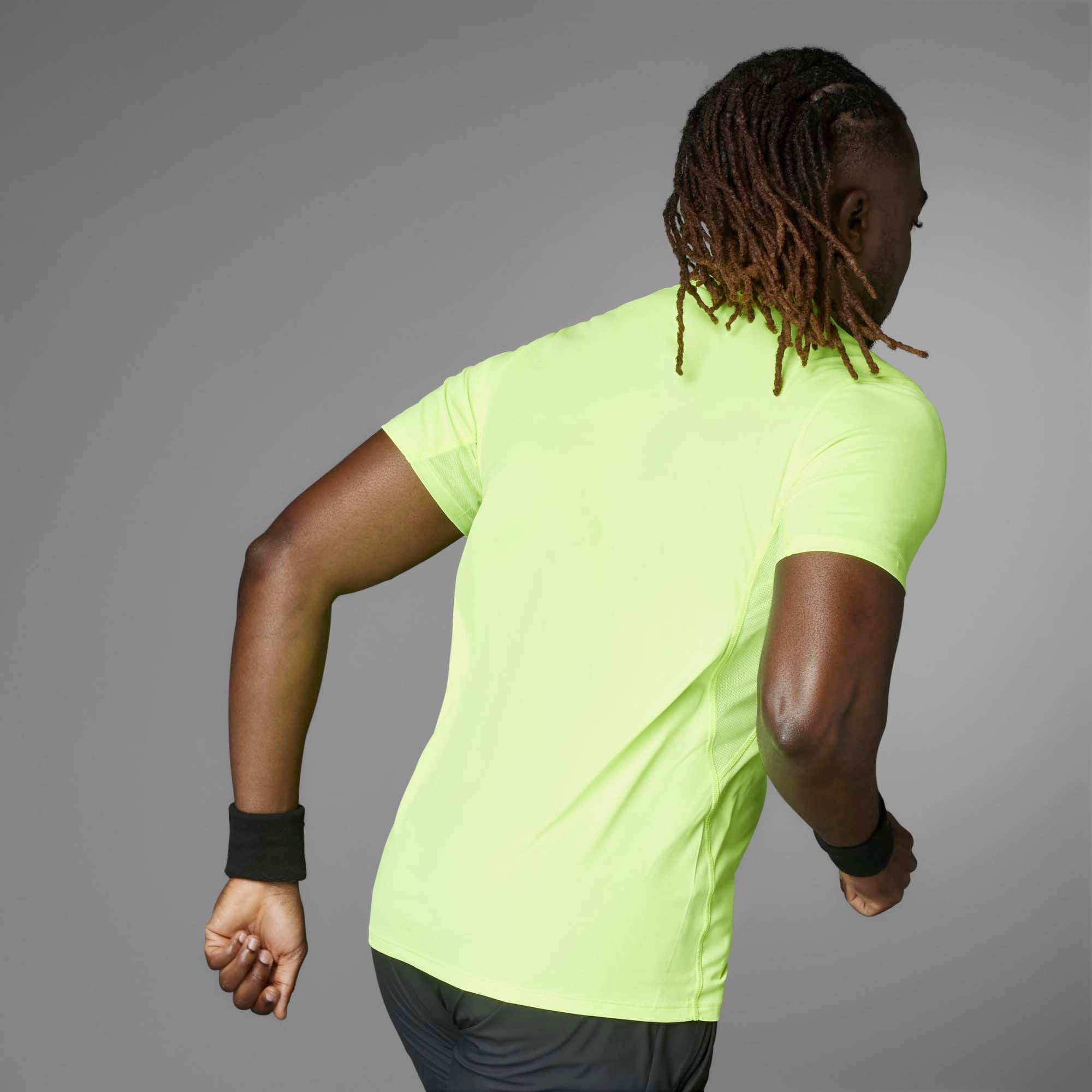 ADIZERO_E_TEE_IX2841_LUCLEM_Image_3