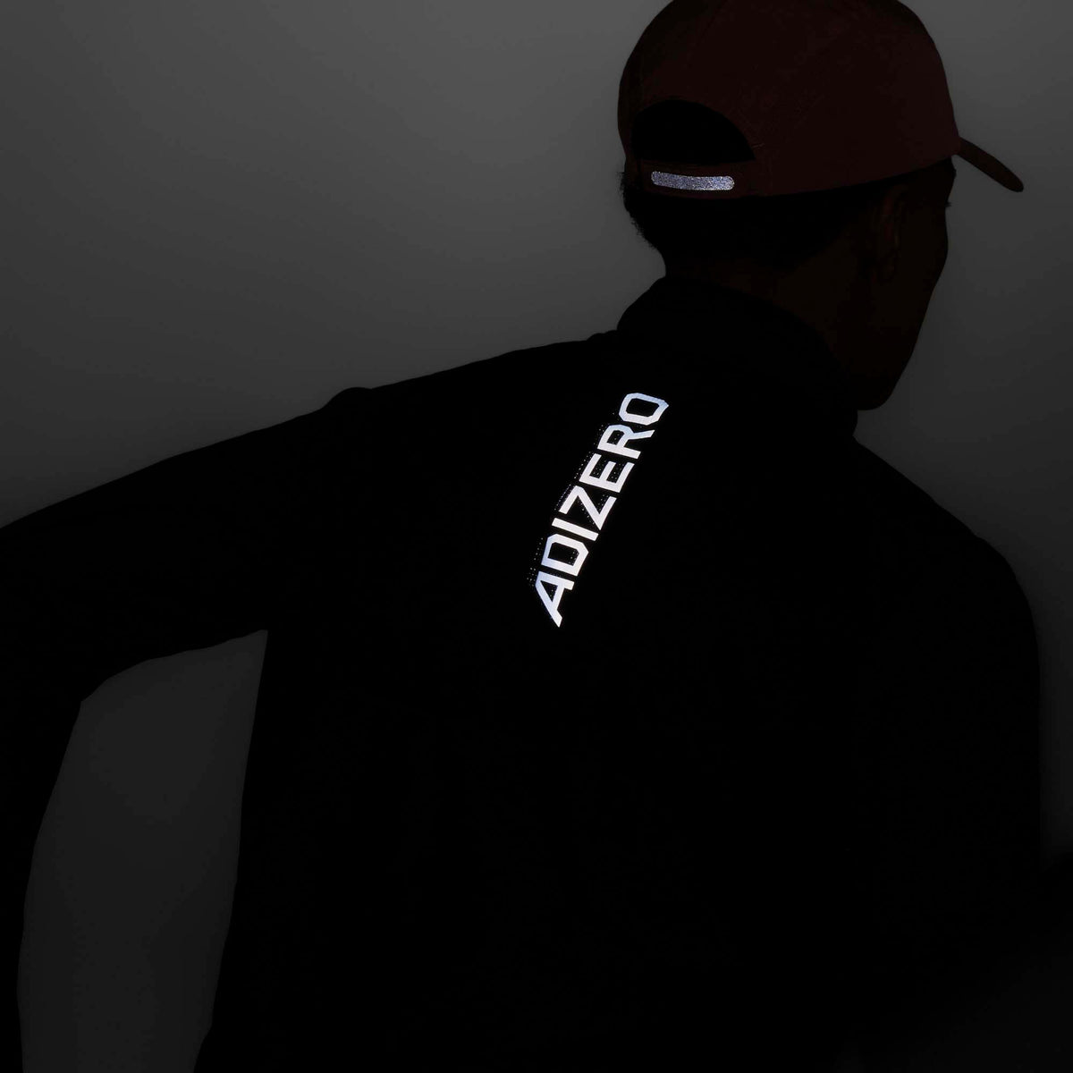 ADIZERO_VEST_IM8552_BLACK_Image_7