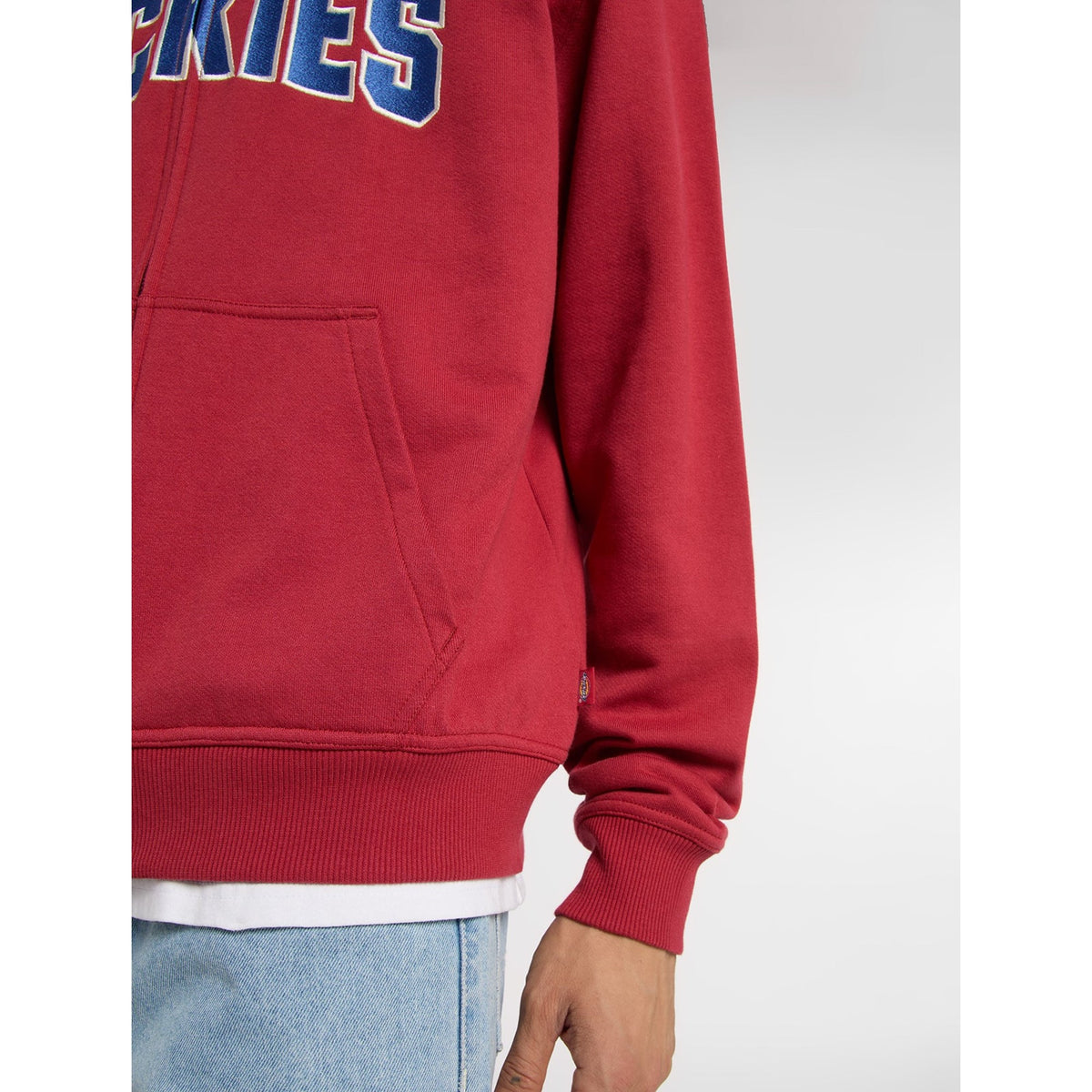 AITKIN_ZT_HOODIE_DK0A885K_L33_Image_5