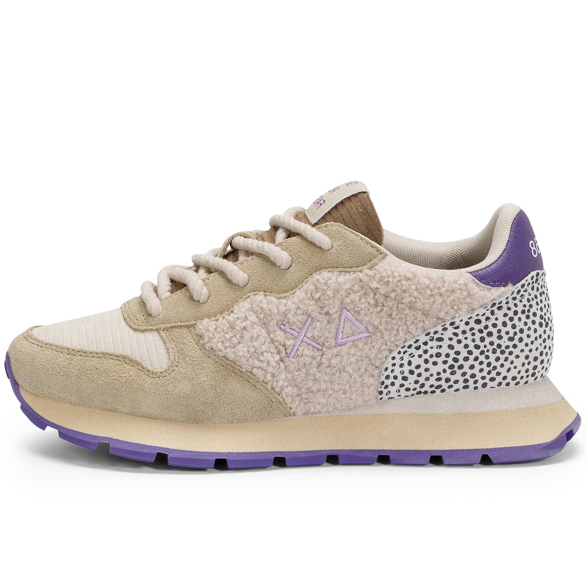 ALLY_WINTER_Z45208_31_Image_1