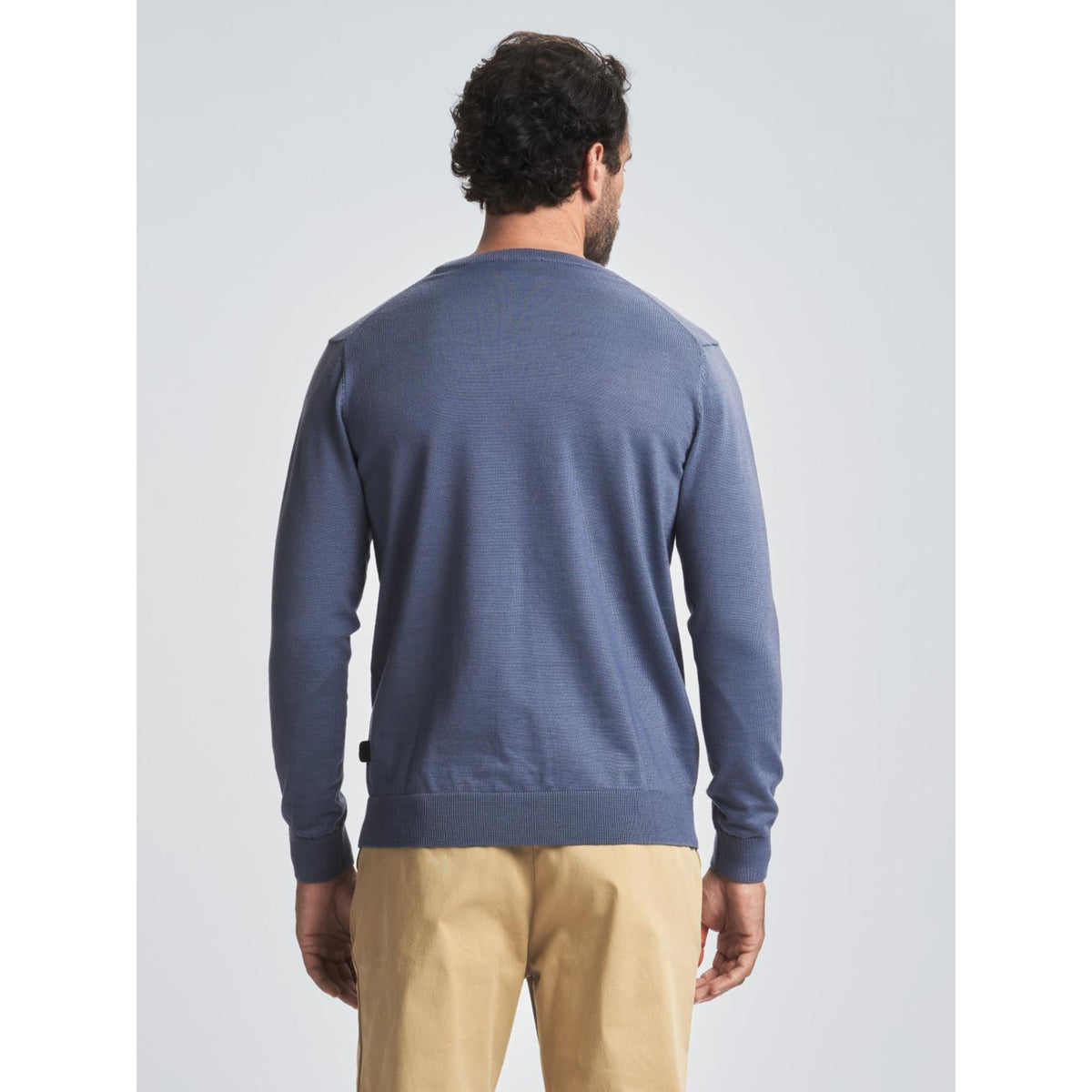 ALTURA_ROUNDNECK_A102009S00_W89_Image_3