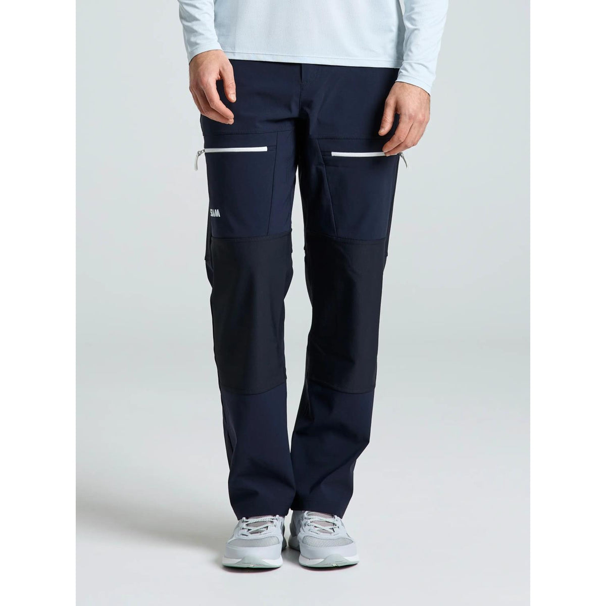 ALTURA_TECH_PANT_A104011S00_W13_Image_2