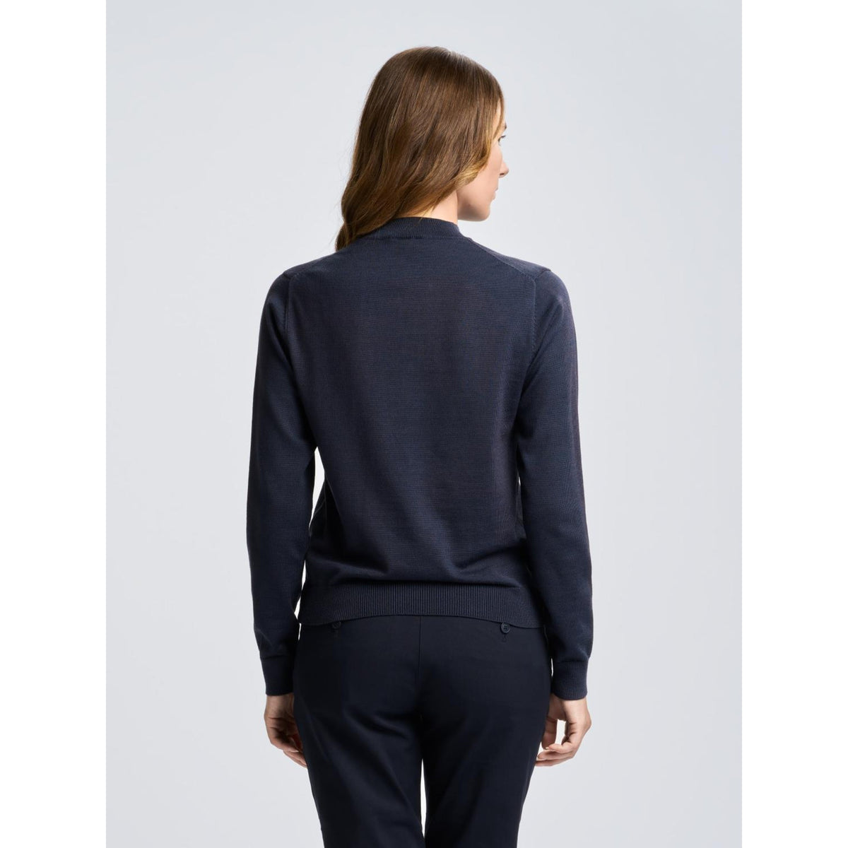 ALTURA_WS_ROUNDNECK_A902007S00_W13_Image_3