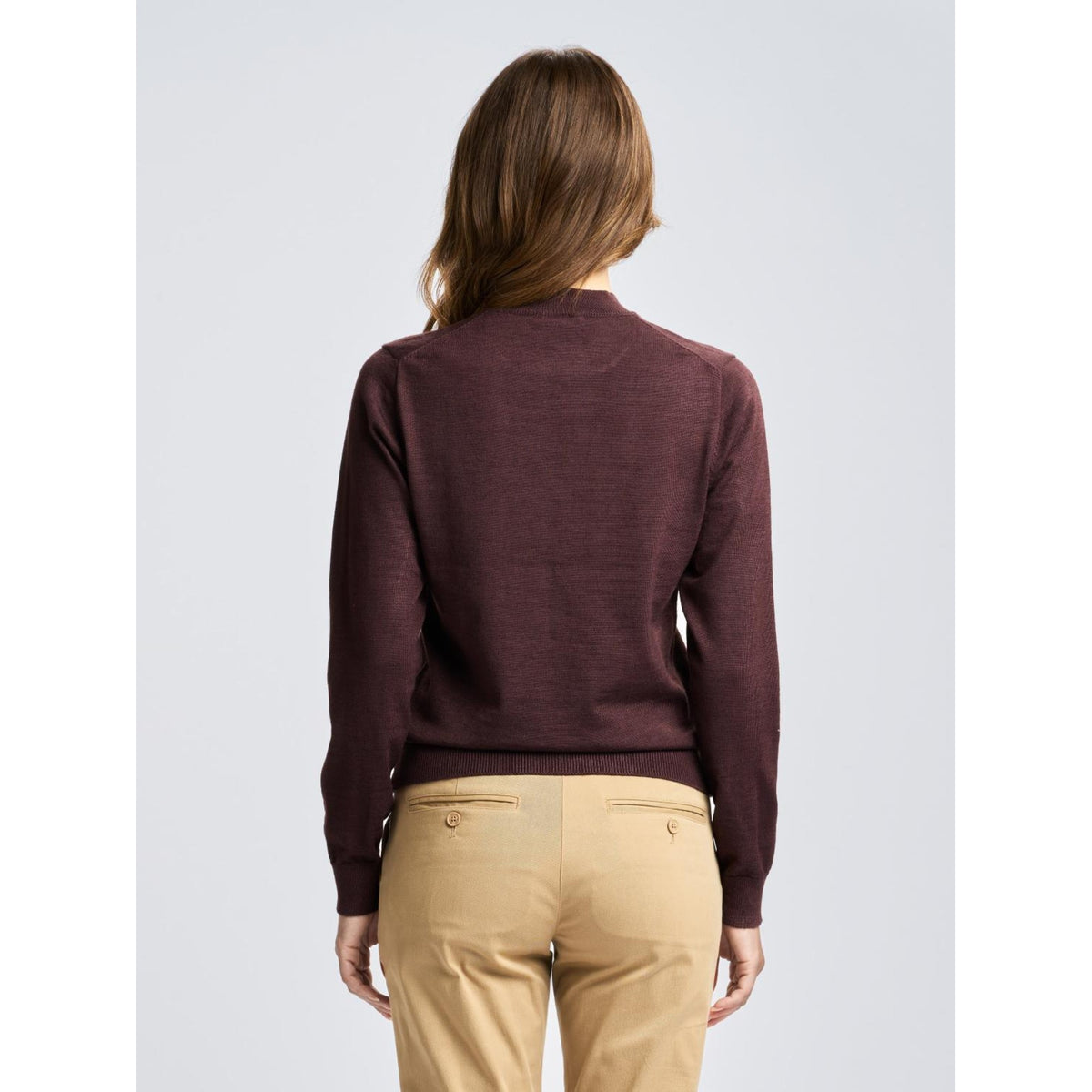 ALTURA_WS_ROUNDNECK_A902007S00_W88_Image_3