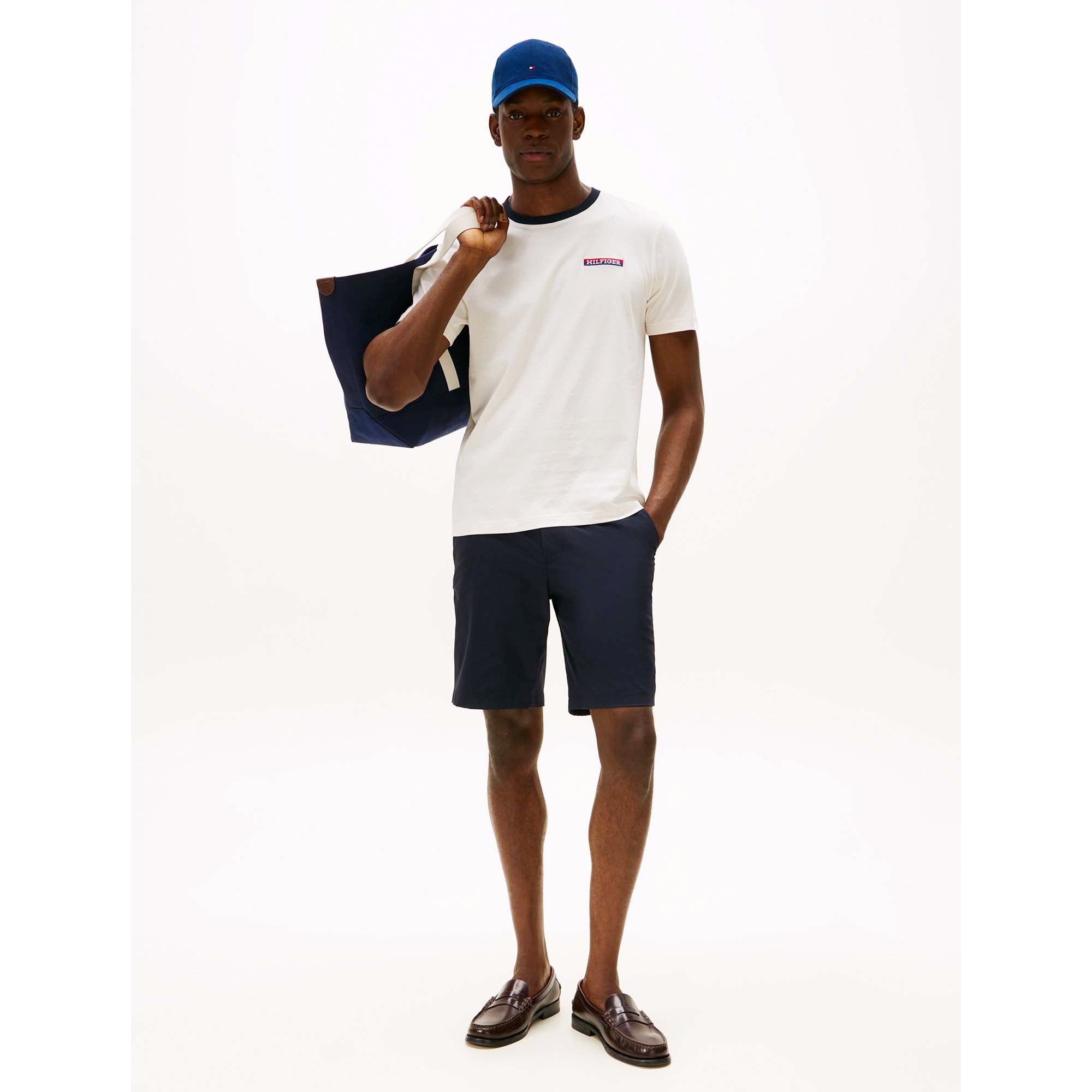 AMERICANA_GRAPHIC_TE_MW0MW39361_Z00_Image_4