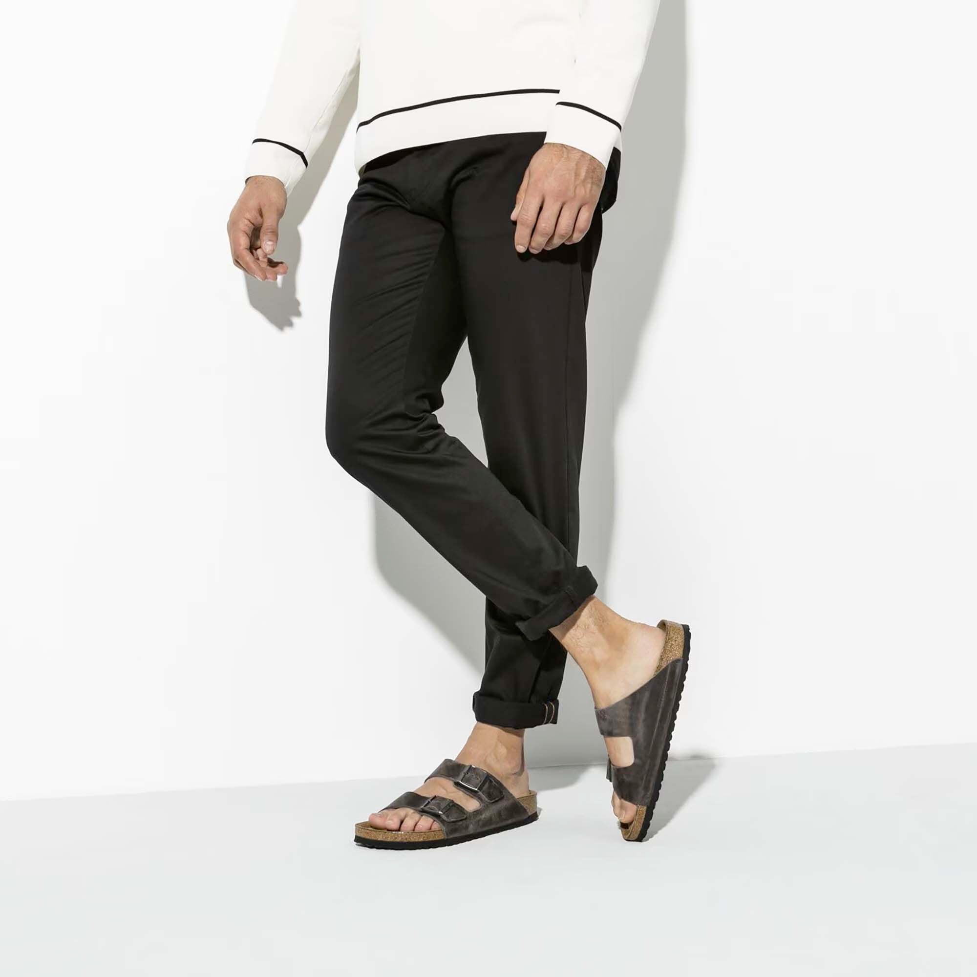 ARIZONA_SFB_OILED_LEATHER_1013645_IRON_Image_5