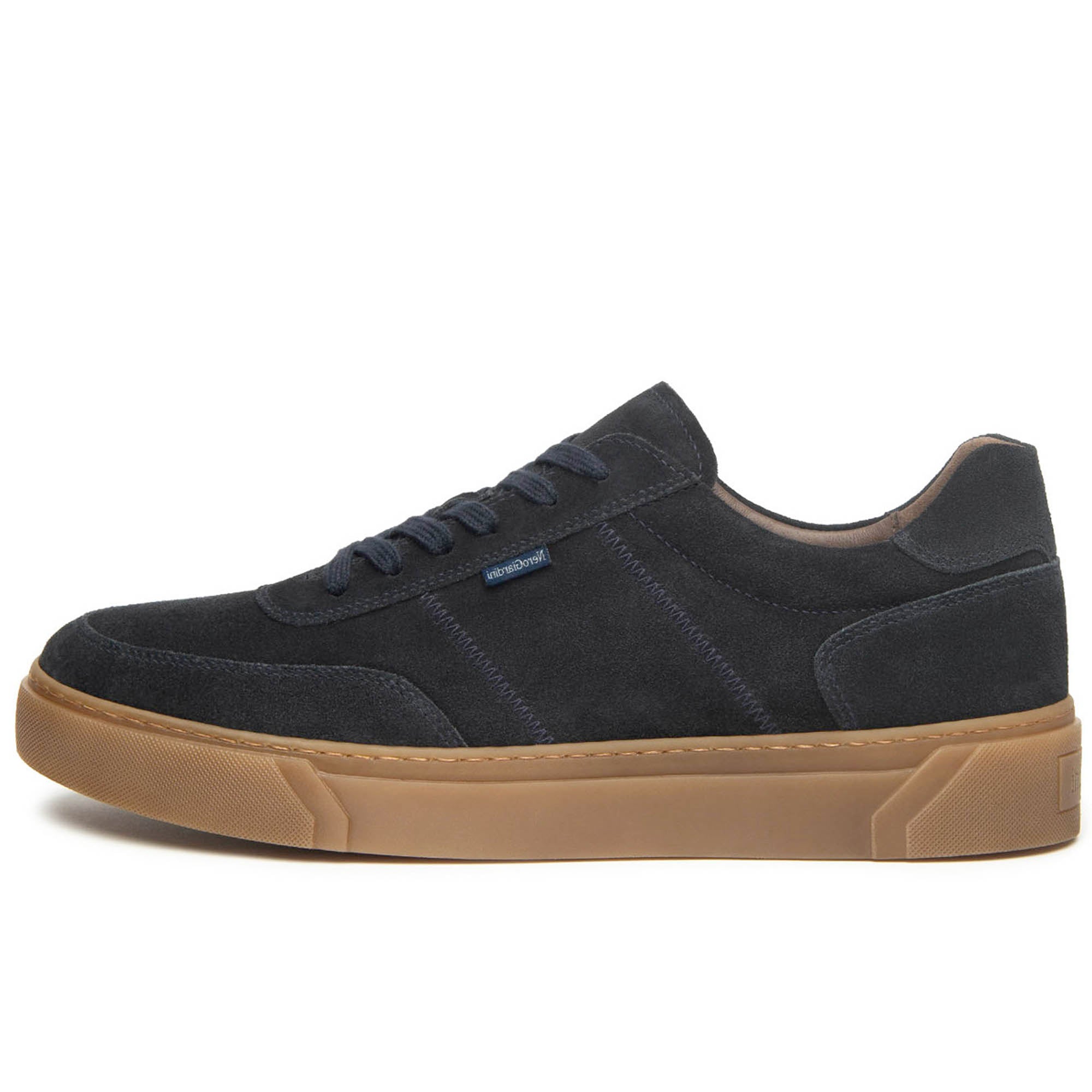 AROLD_139_TR_ISEO_1005_AMBRA_3_I500455U_200_Image_1