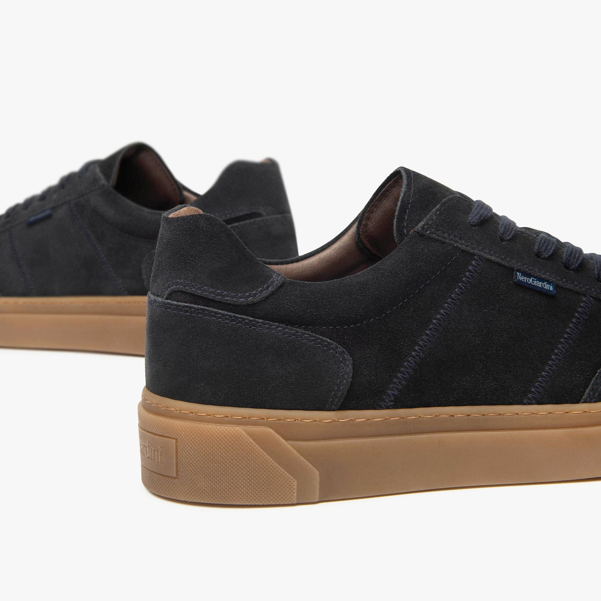 AROLD_139_TR_ISEO_1005_AMBRA_3_I500455U_200_Image_4