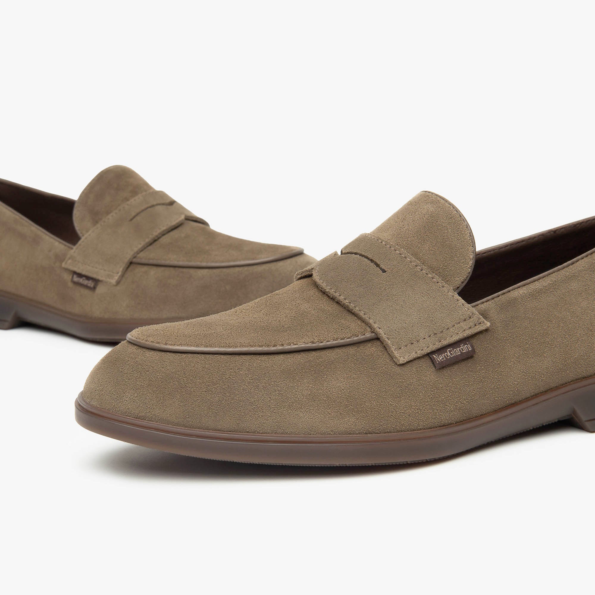 AROLD_SAUVAGE_TAUPE_GOMMA_NUORO_8171_TOS_I500780U_311_Image_3