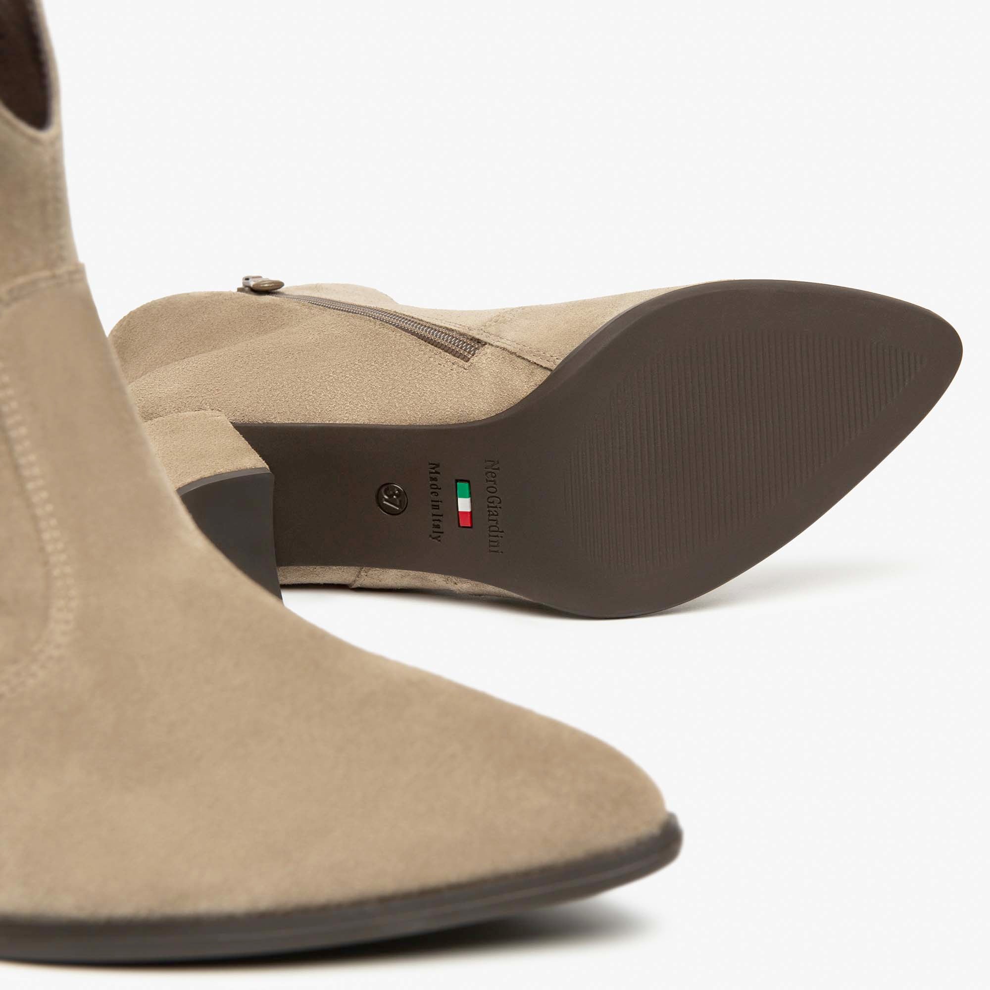 AROLD_TPU_DUNI_I514342D_501_Image_4