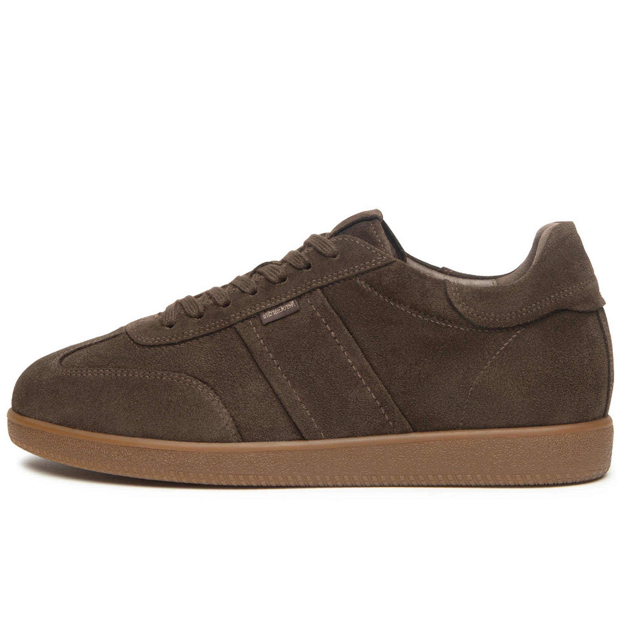 AROLD_TR_PEJO_BERRY42_NICO_I500890U_300_Image_1