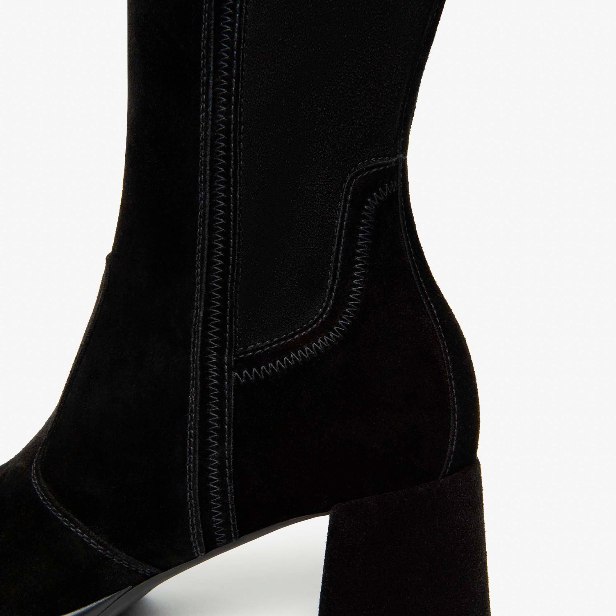 AROLD_VELO_TALCANTARA_TPU_ROMANA_PLATO_84_I514312D_100_Image_3