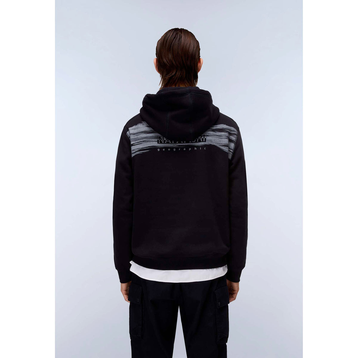 B-BACK_GRAPHIC_H_NP0A88SR9411_BLACKBEA_Image_3