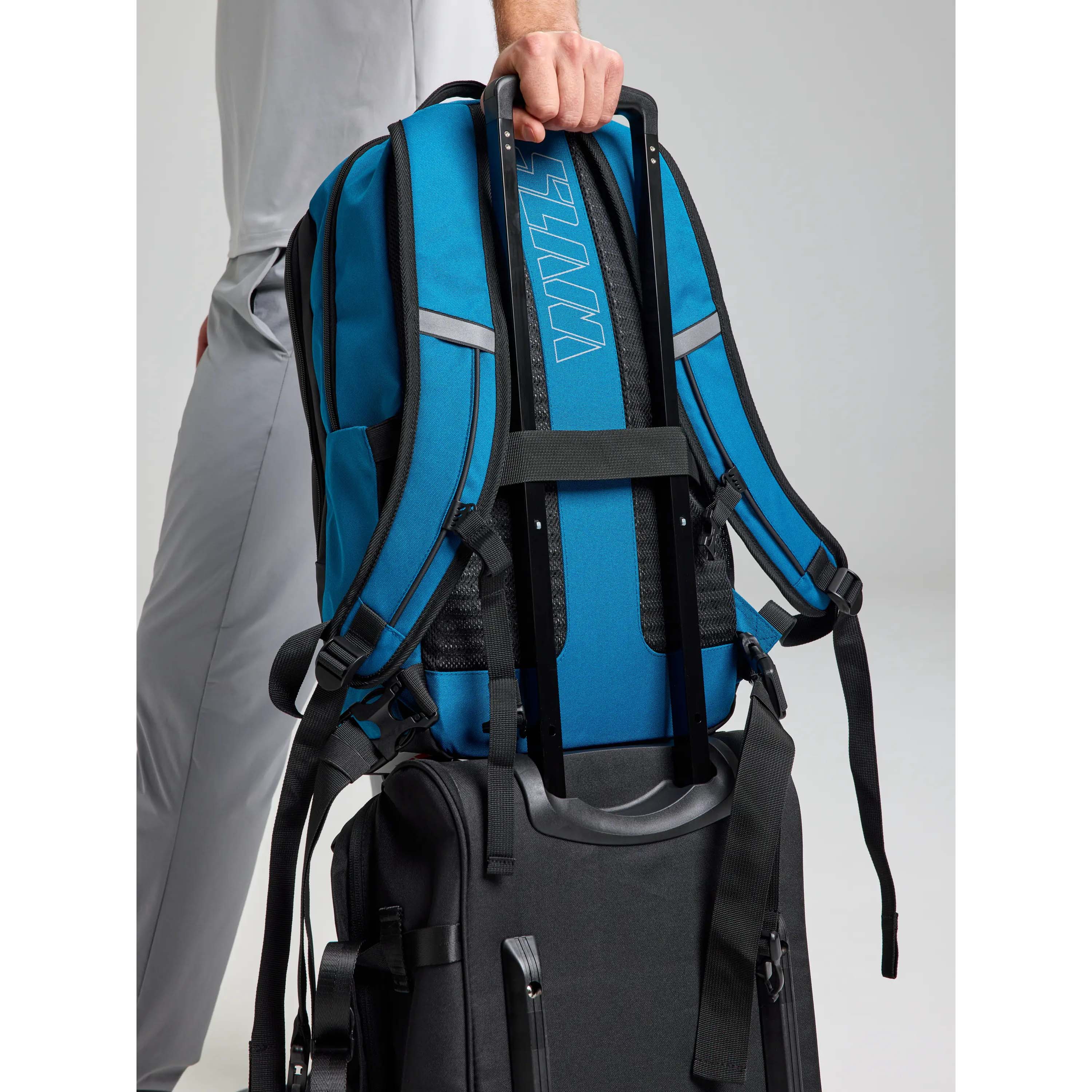 BACKPACK_A463006S00_W38_Image_7