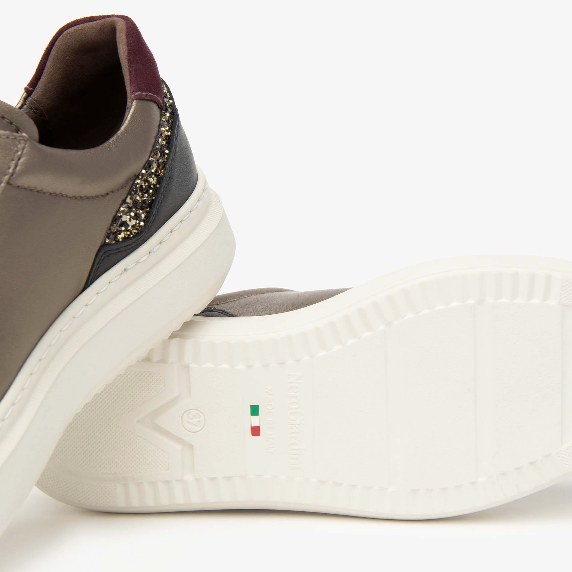 BAGOYA_GUANTO_NERO_TGLITTER_GRGL01_NE_VELOUR_BOR_I514160D_322_Image_4