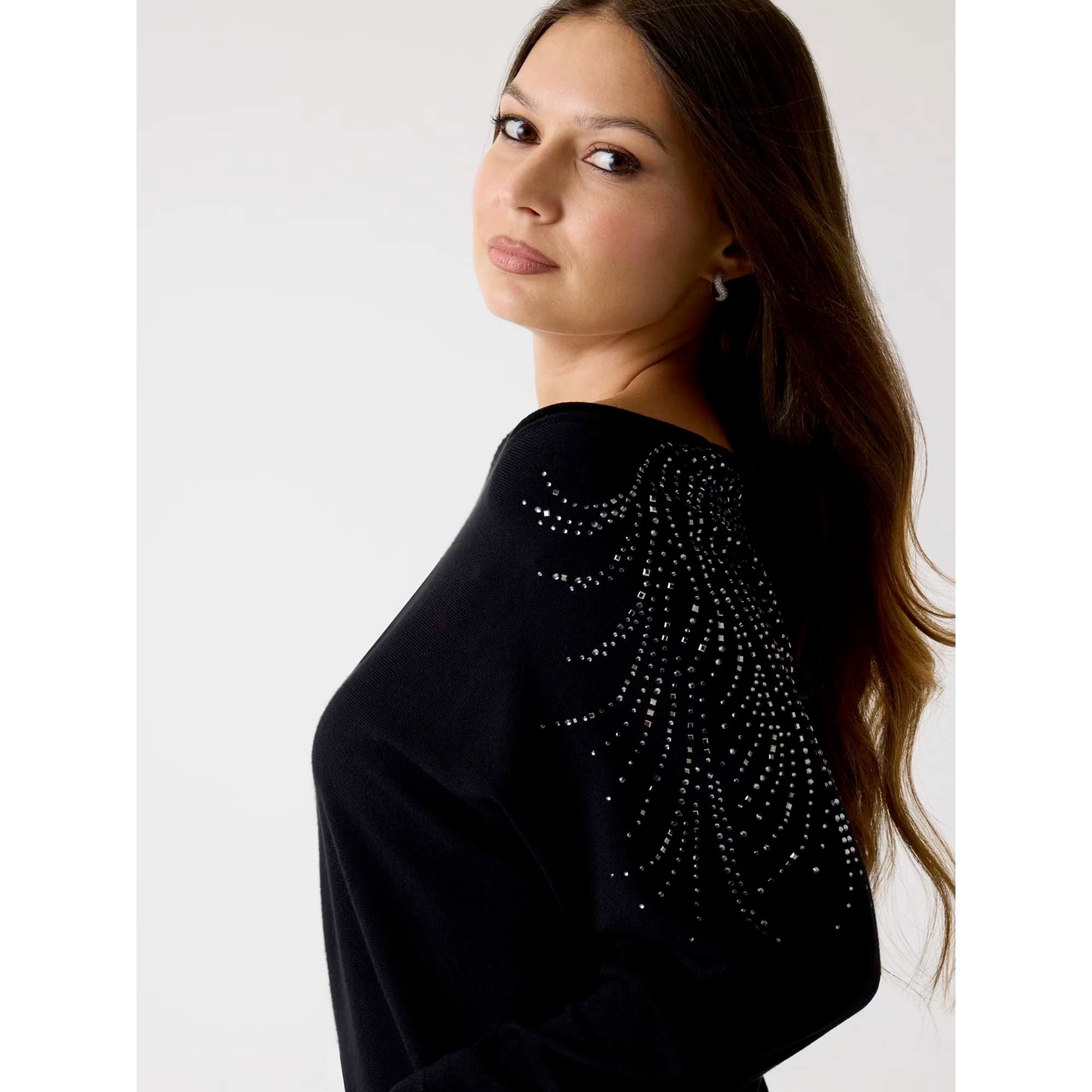 BAT_SLEEVE_LORETTA_LOGO_SWTR_W5BR38Z2NQ2_JBLK_Image_4