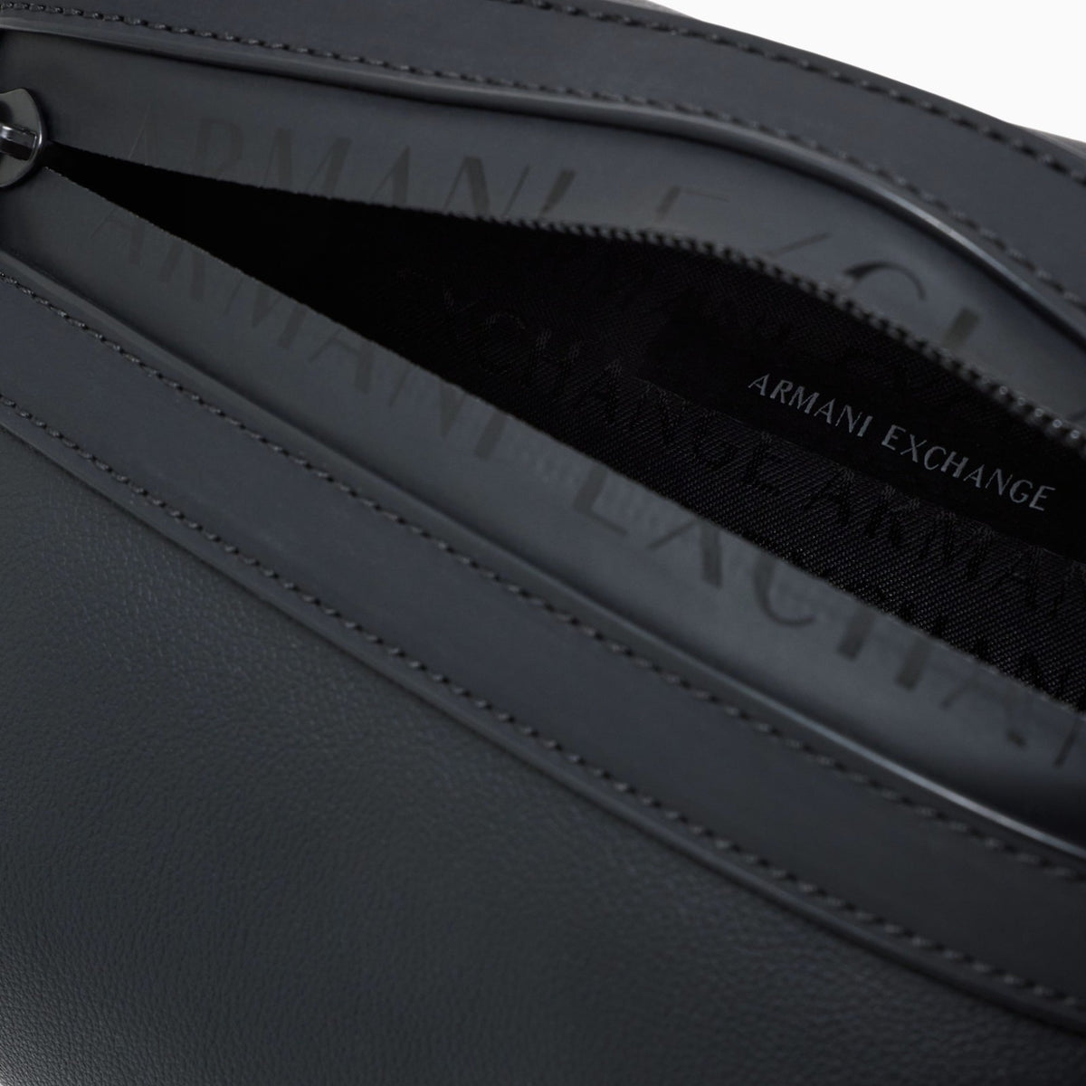 BELT_BAG_XM003368AF26679_MC043_Image_5