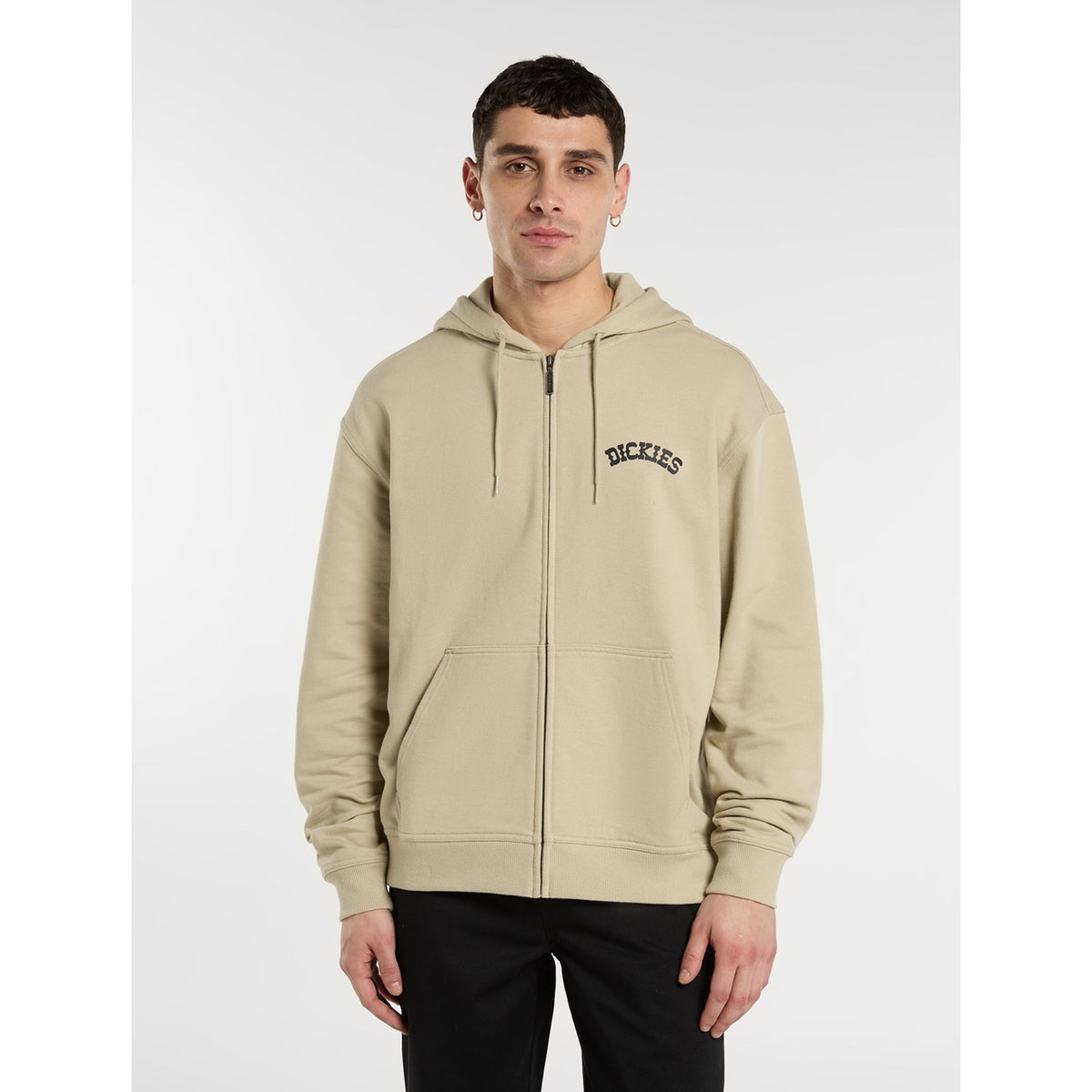 BETTSVILLE_FZ_HOODIE_DK0A885I_L44_Image_2